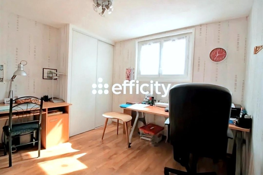 Achat immobilier Maison 8 pièces  135m2 à Azé (71260) - Photo n°13