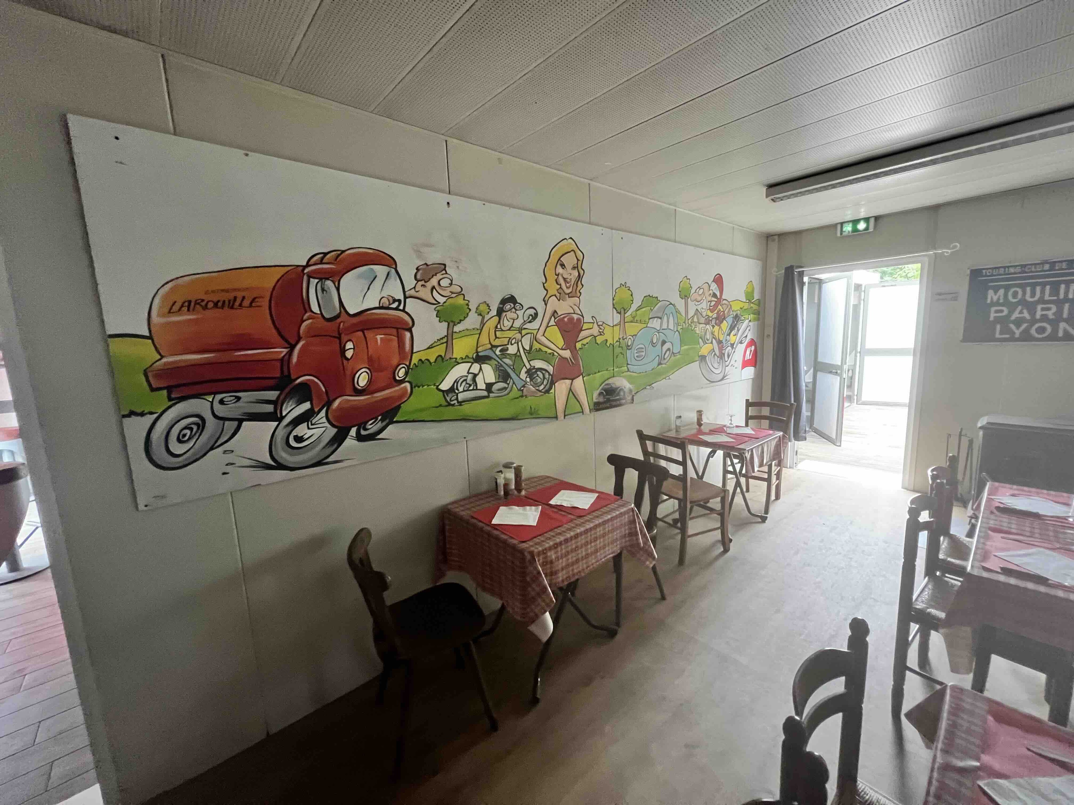 Achat immobilier Fonds de commerce   100m2 à Mornay-sur-Allier (18600) - Photo n°1