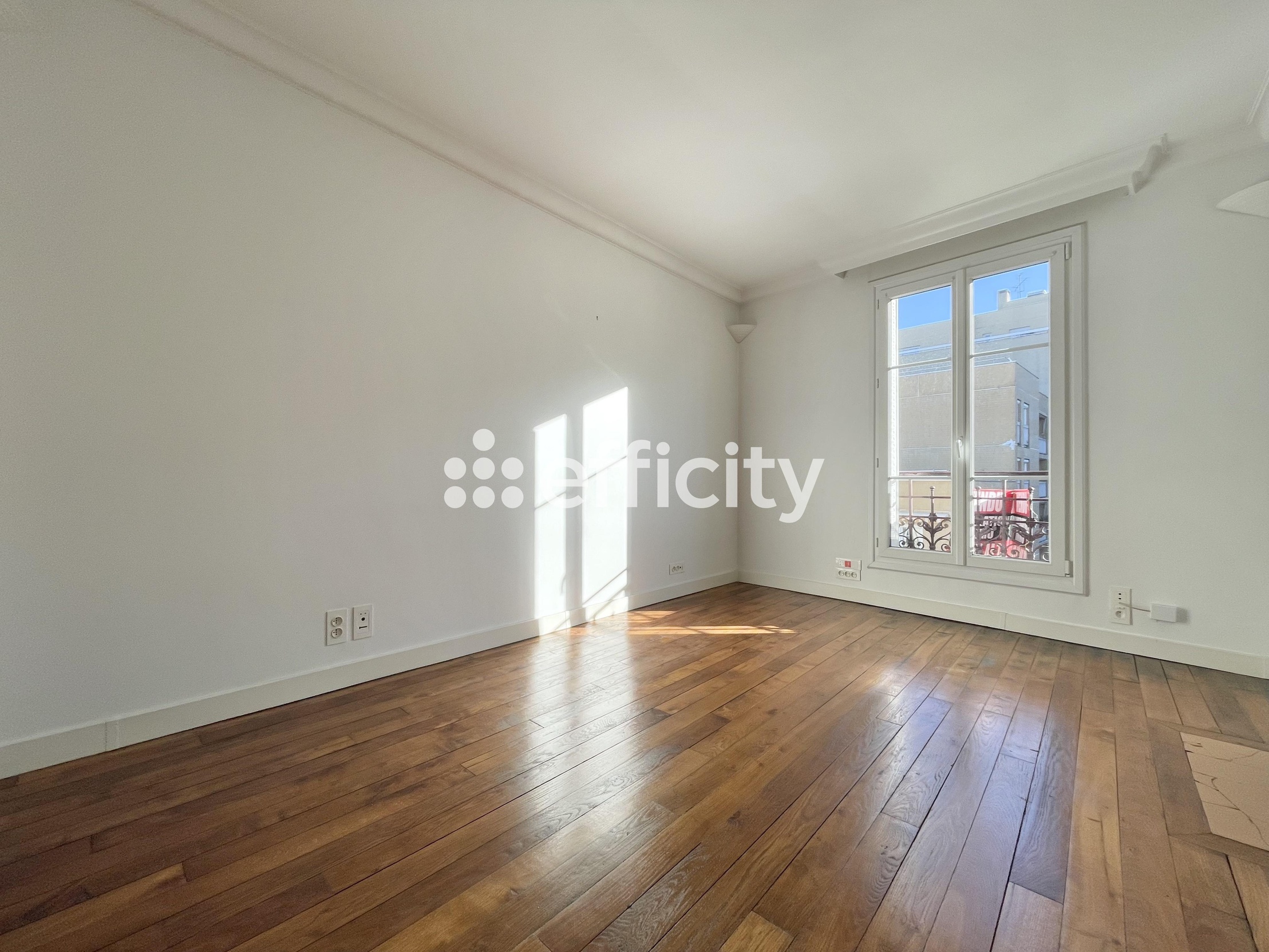 appartement 2 pièces - 45m2 à Paris (75012)