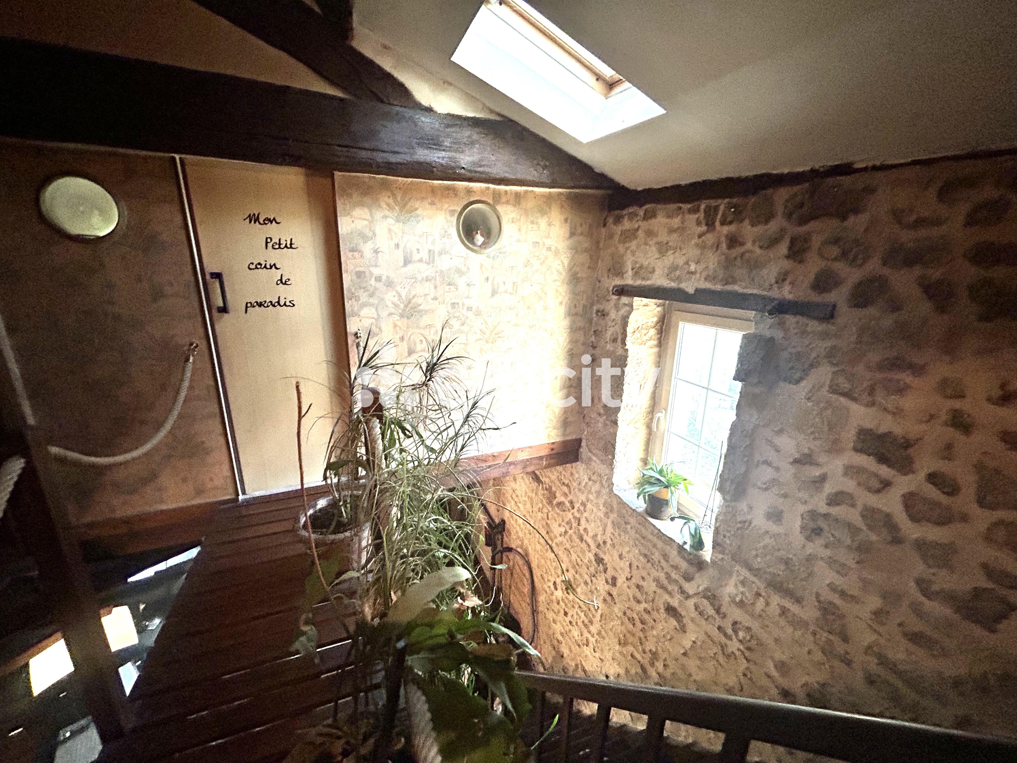 Achat immobilier Maison 7 pièces  182m2 à Nanteuil-en-Vallée (16700) - Photo n°6
