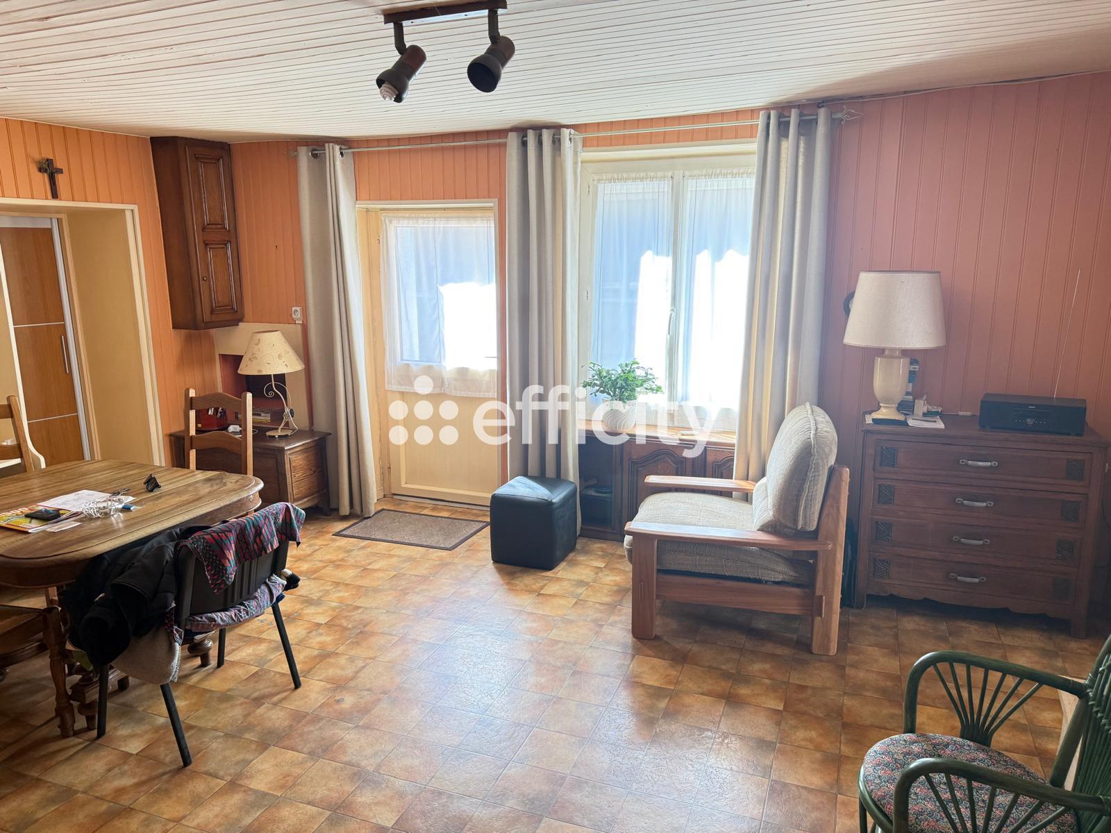 Maison 8 pièces 162 m² · à Treize-Septiers · 162 m² · 204 250 €