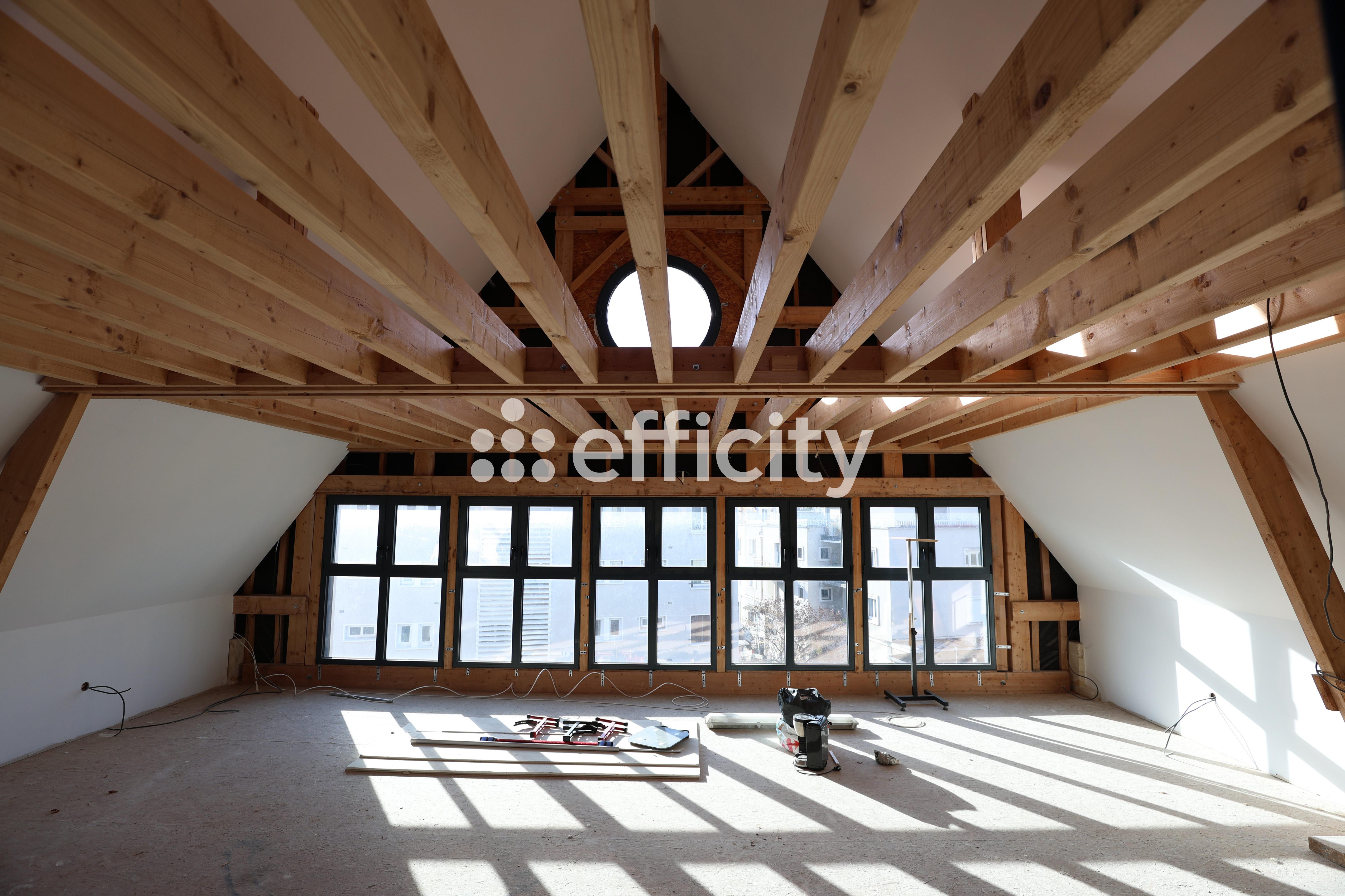 Achat immobilier Maison 10 pièces  610m2 à Évreux (27000) - Photo n°1