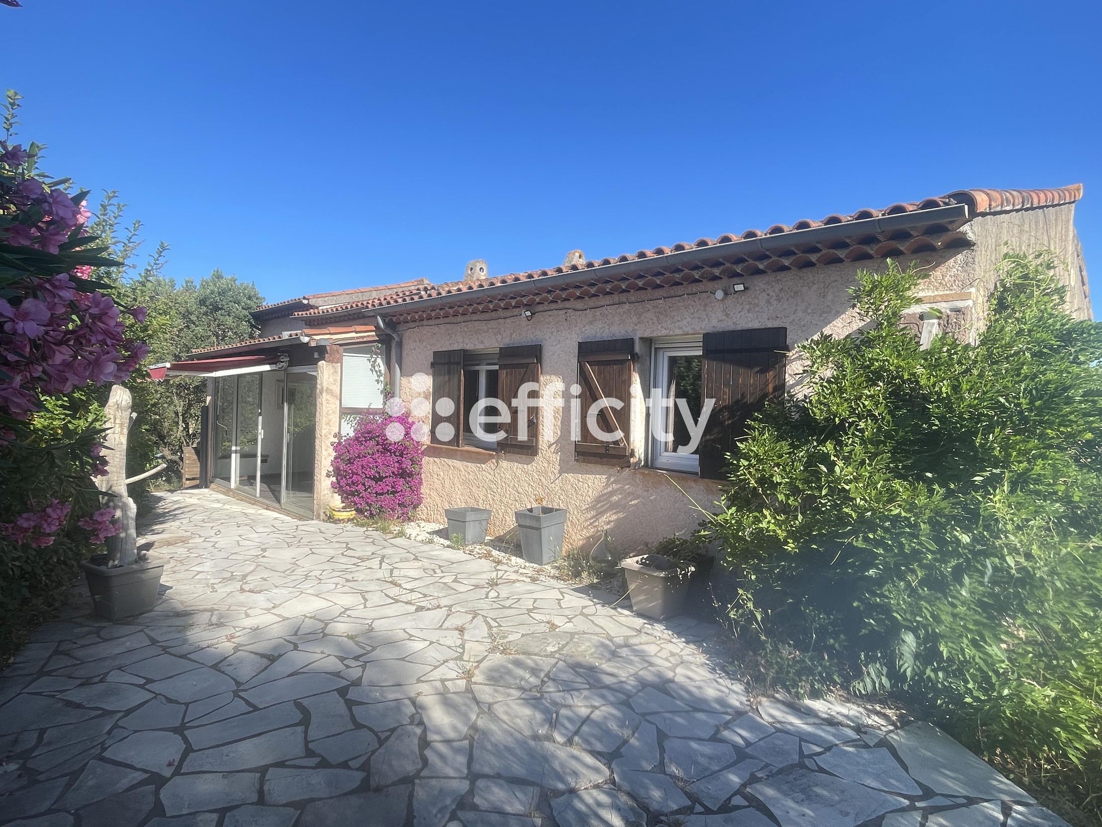 maison 5 pièces - 87,0m2 à Roquebrune-sur-Argens (83520)