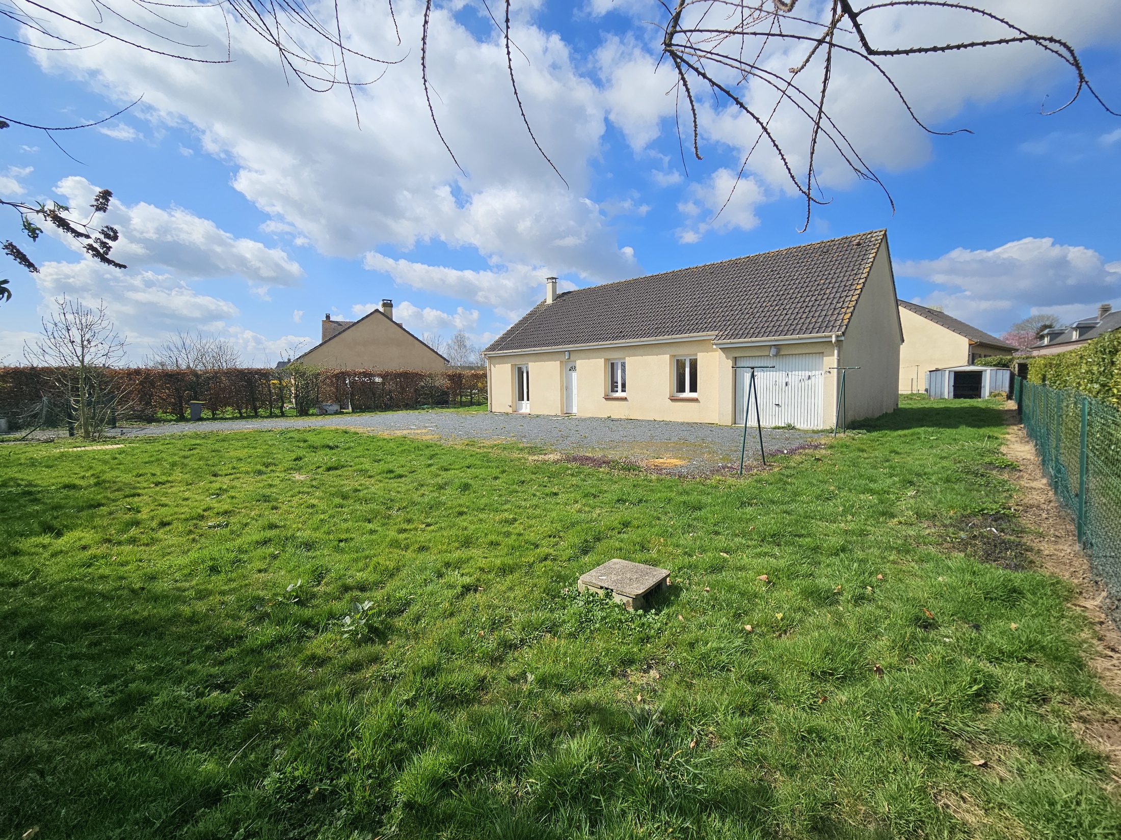 maison 5 pièces - 103m2 à Saint-Pierre-des-Fleurs (27370)
