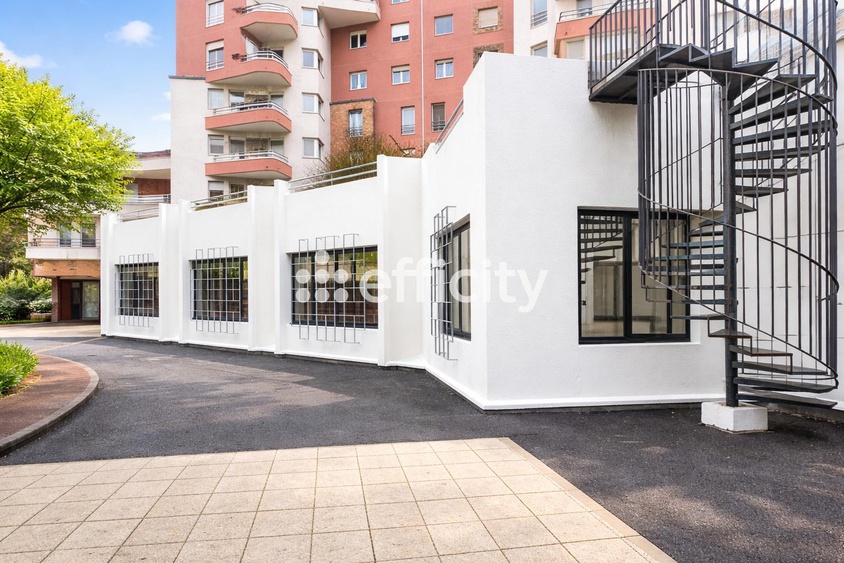 local-commercial 12 pièces - 303m2 à Le Kremlin-Bicêtre (94270)