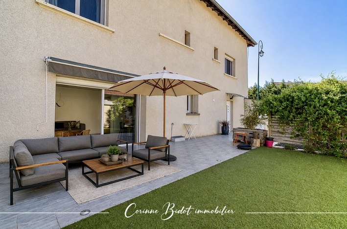 maison 5 pièces - 138m2 à Saint-Pierre-de-Chandieu (69780)