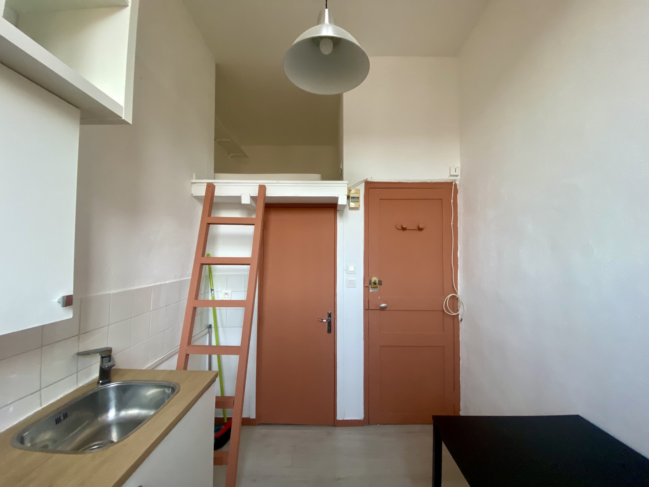 immeuble 3 pièces - 29m2 à Marseille (13001)