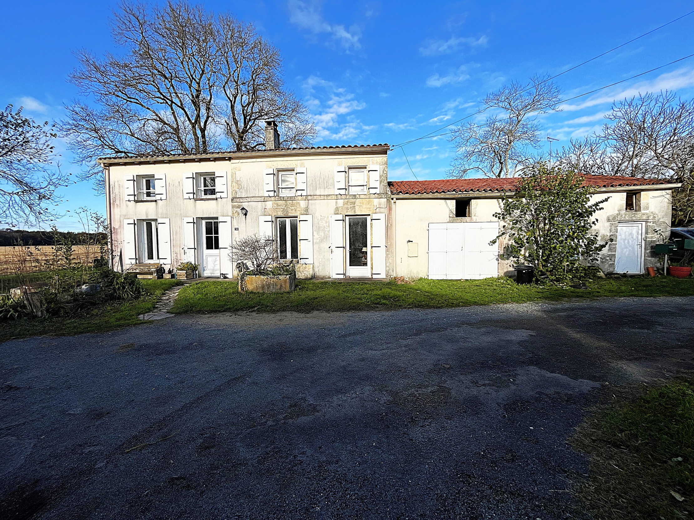 maison 4 pièces - 126m2 à Saint-Savinien (17350)