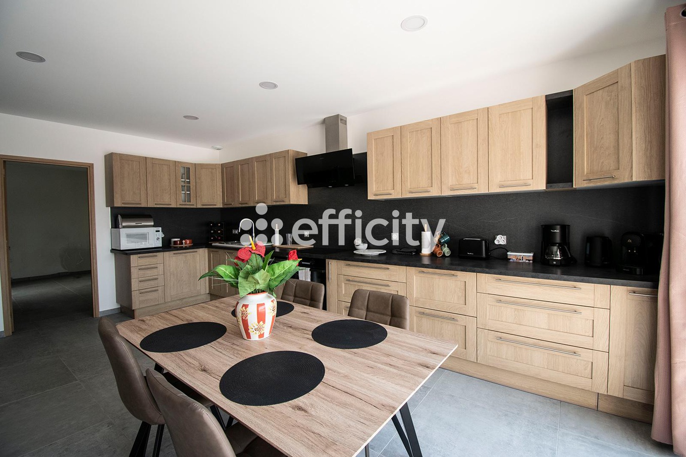 Achat immobilier Maison 6 pièces  138m2 à Crêches-sur-Saône (71680) - Photo n°8