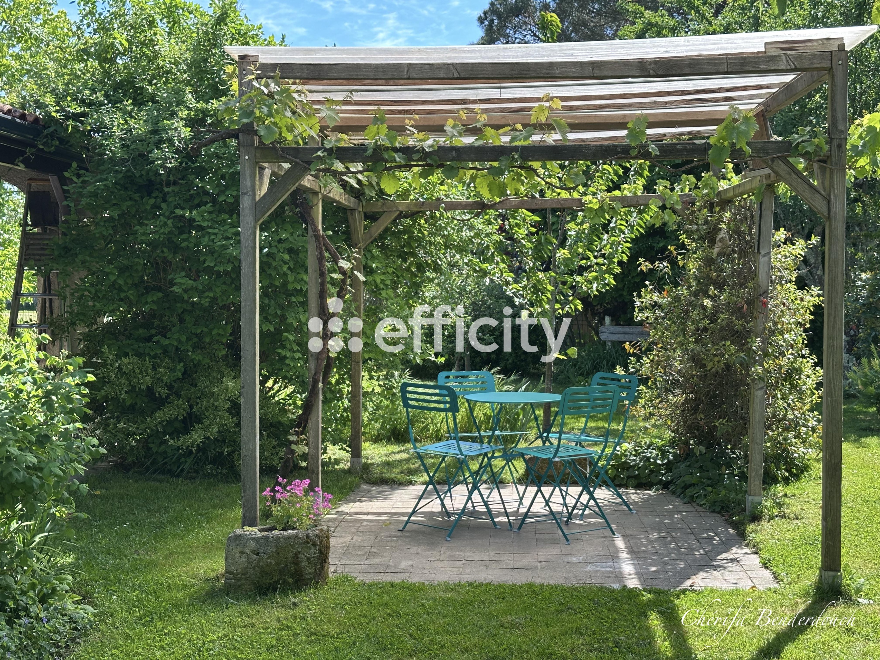 Achat immobilier Maison 8 pièces  142m2 à Saint-Caprais-de-Bordeaux (33880) - Photo n°10
