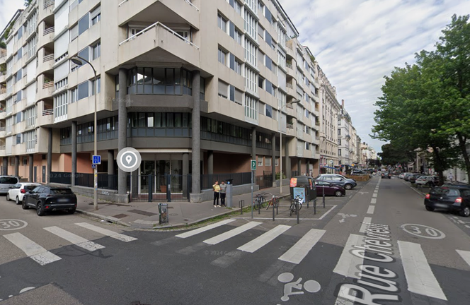 parking  - 20m2 à Lyon (69007)