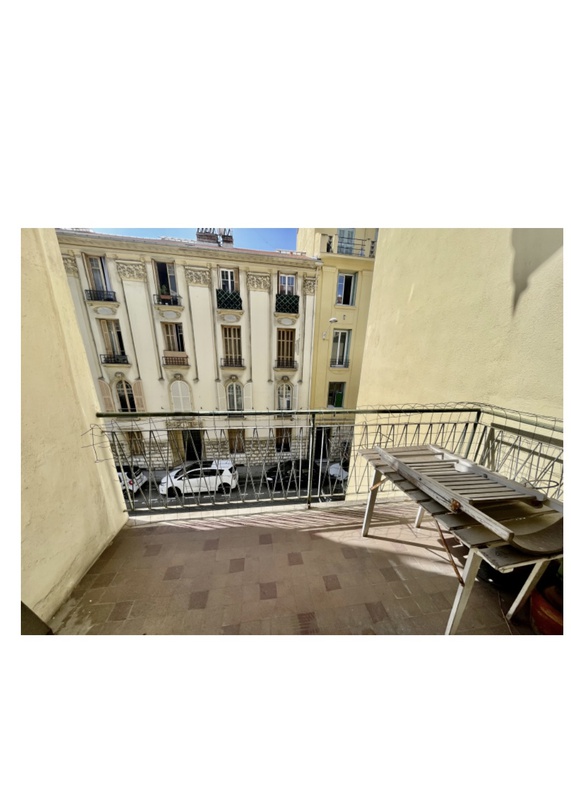 appartement 3 pièces - 75m2 à Nice (06000)