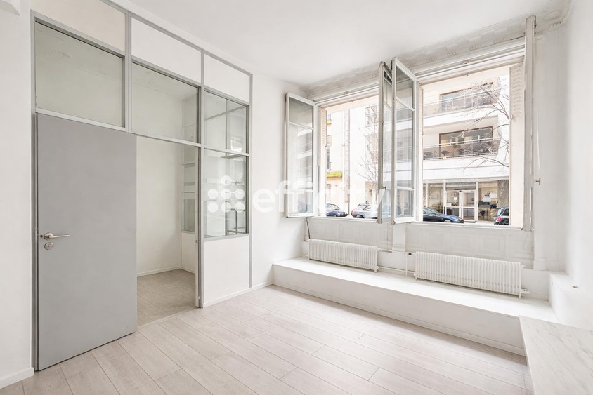 bureau 1 pièces - 46,7m2 à Paris (75116)