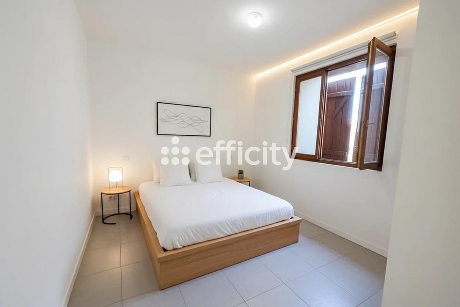 Achat immobilier Maison 5 pièces  100m2 à Mèze (34140) - Photo n°4