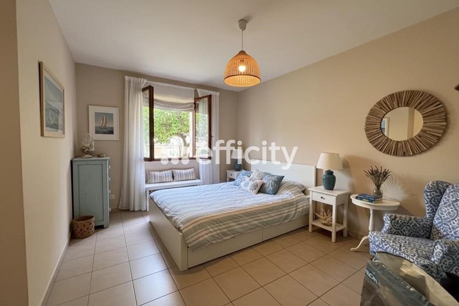 Achat immobilier Maison 5 pièces  100m2 à Mèze (34140) - Photo n°5