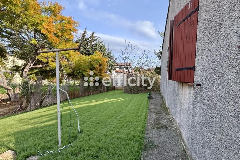 Achat immobilier Maison 5 pièces  100m2 à Mèze (34140) - Photo n°11