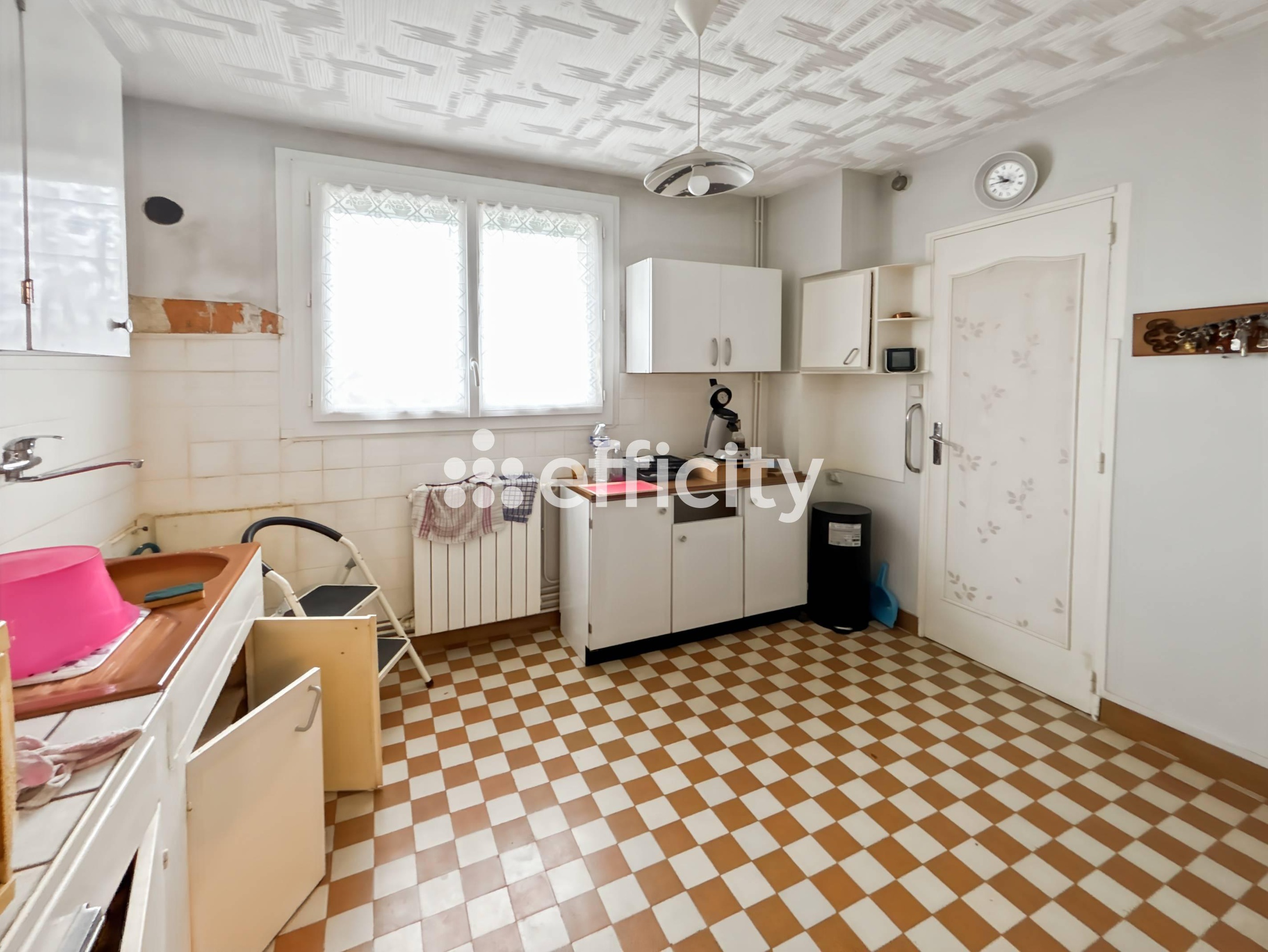 Achat immobilier Maison 5 pièces  90m2 à Saintes (17100) - Photo n°4