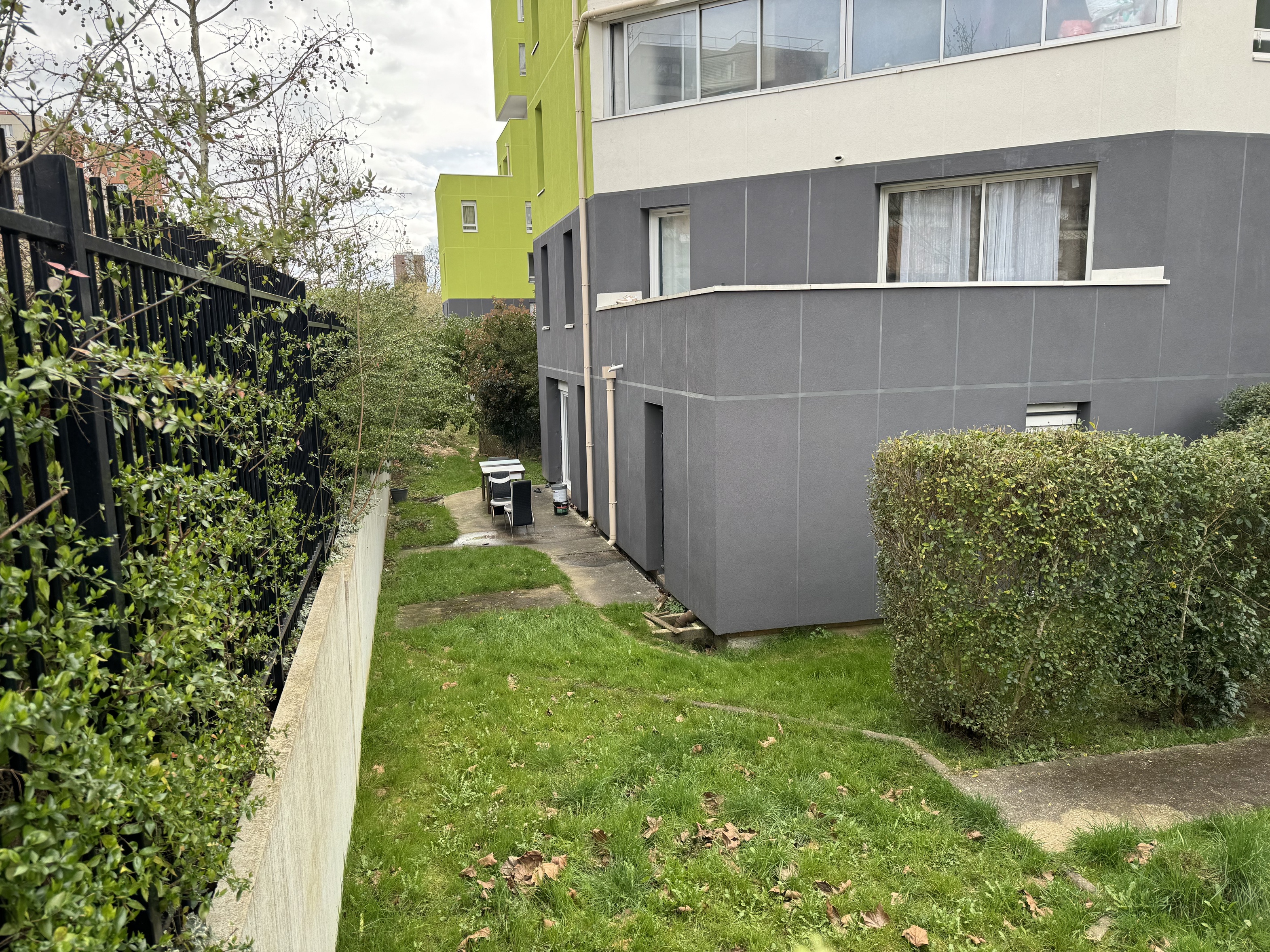 appartement 3 pièces - 83m2 à Évry-Courcouronnes (91000)
