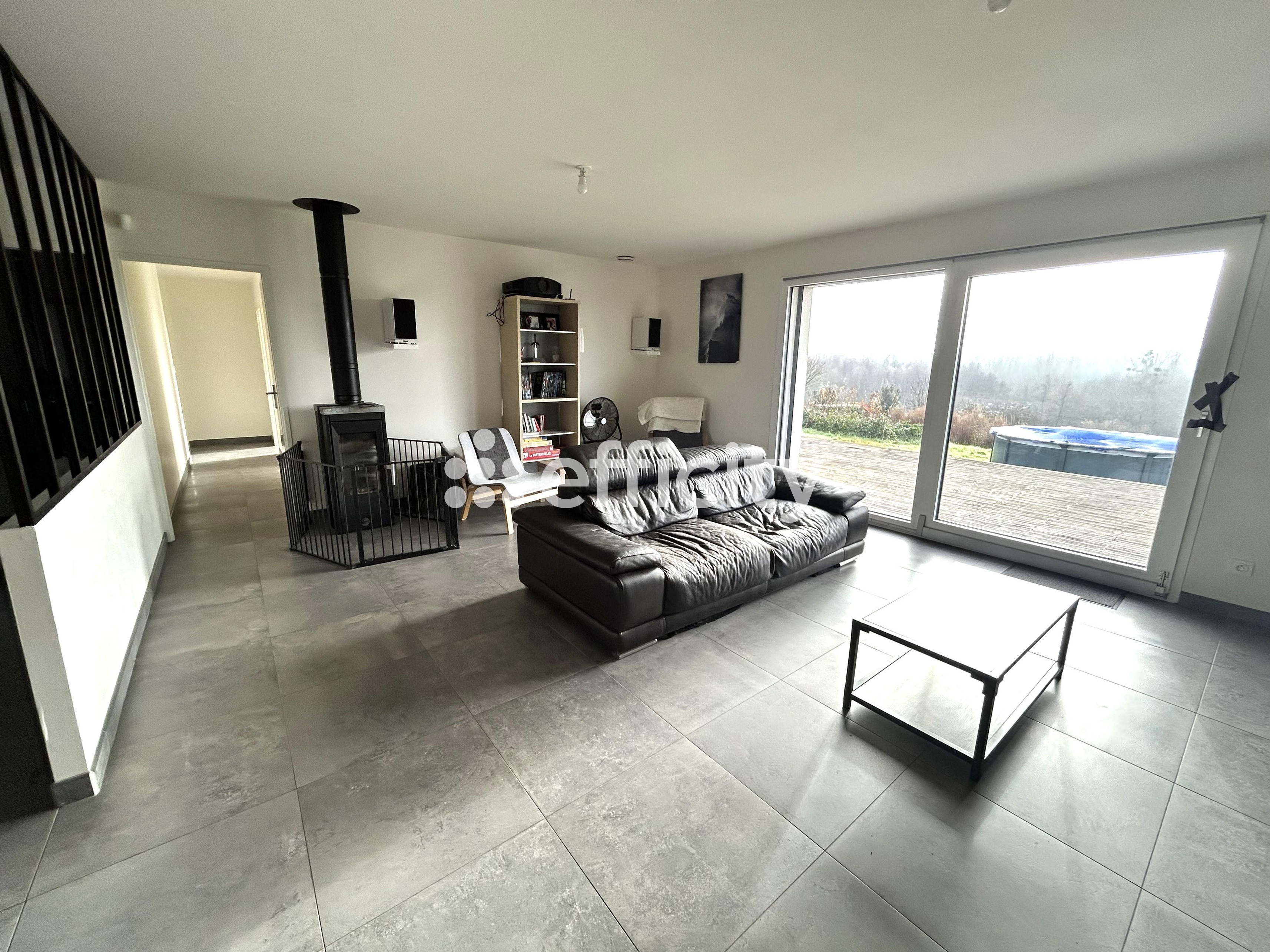 Achat immobilier Maison 5 pièces  137m2 à Condac (16700) - Photo n°4