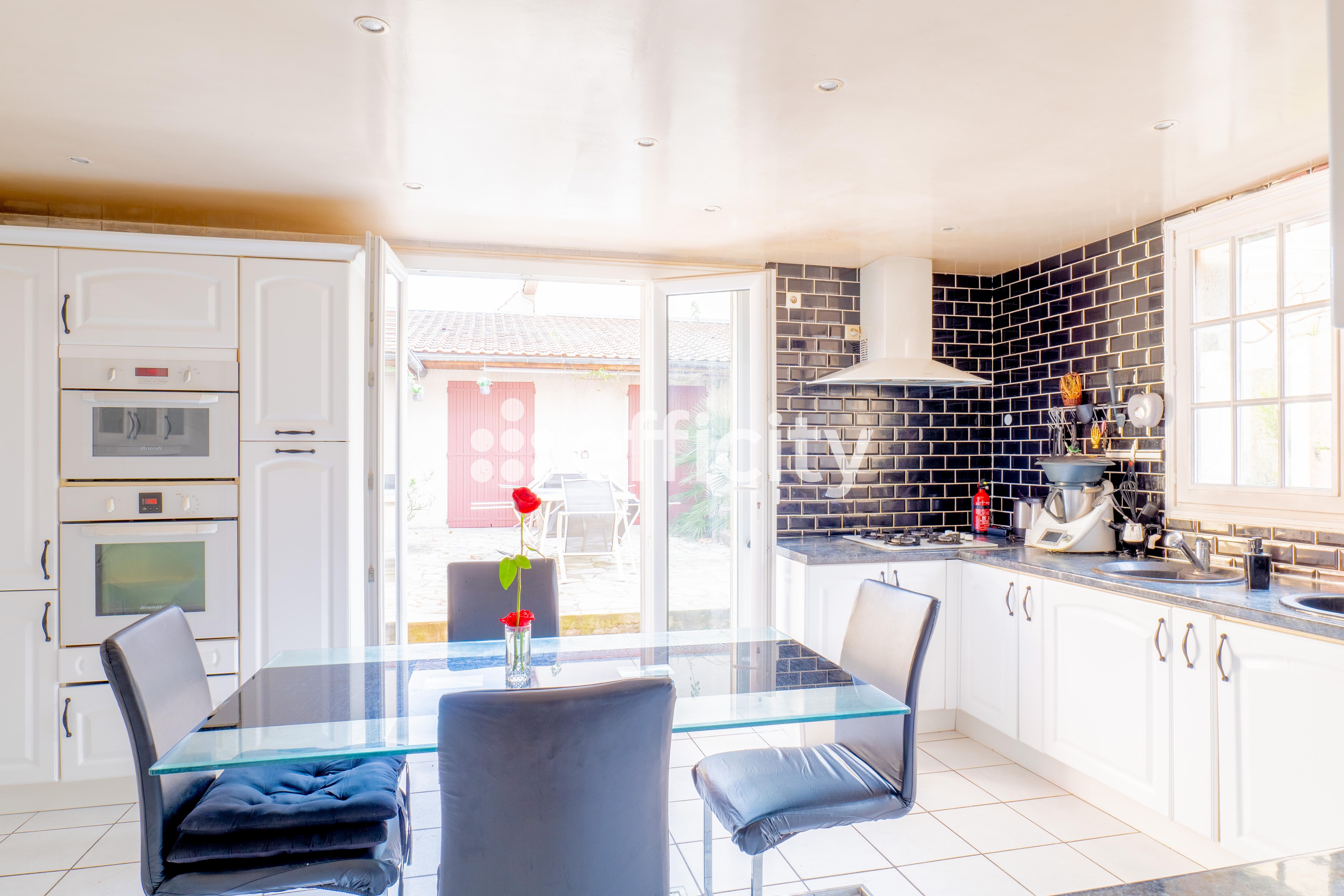 maison 7 pièces - 205m2 à Alfortville (94140)