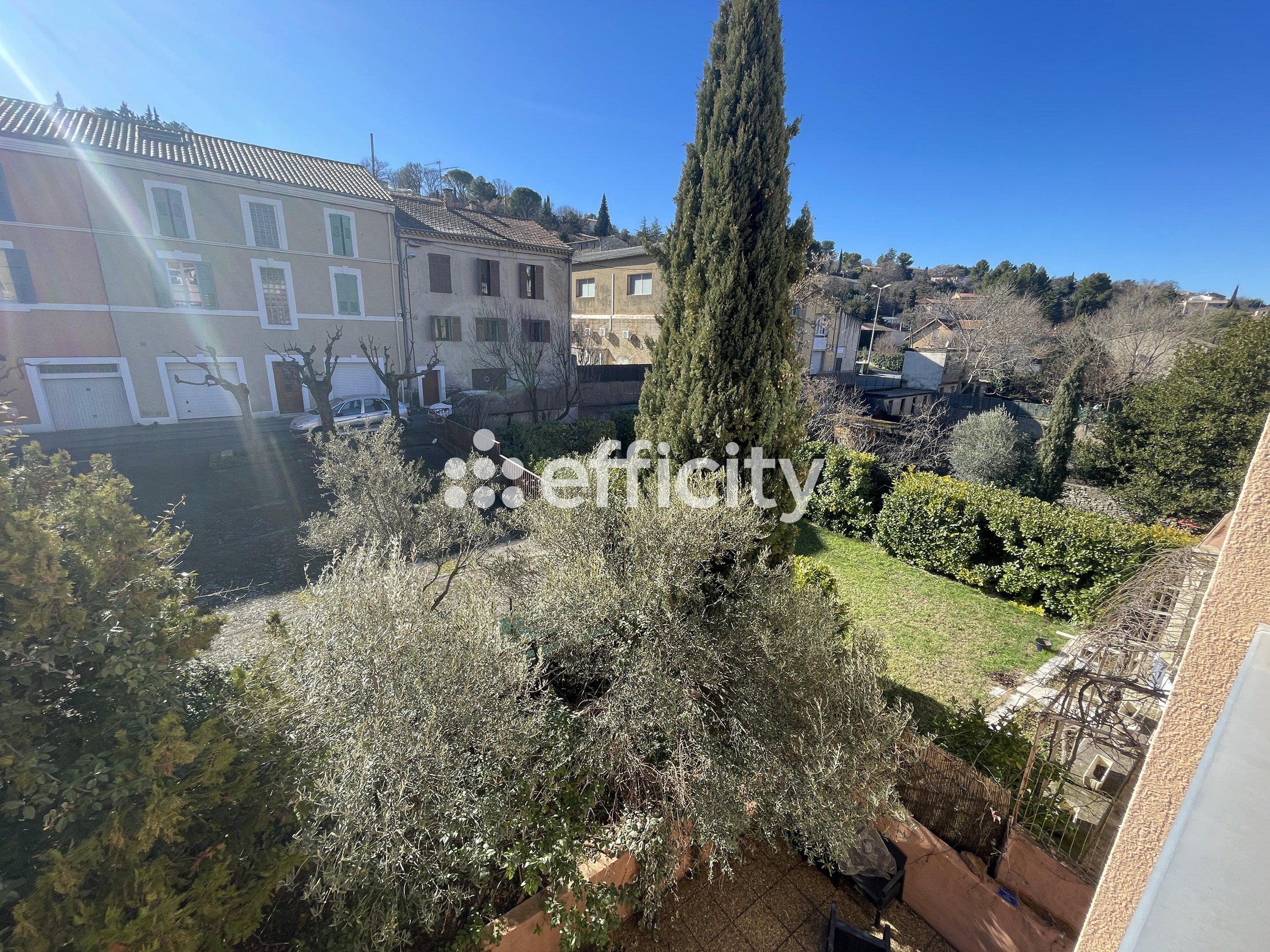 appartement 3 pièces - 67m2 à Apt (84400)