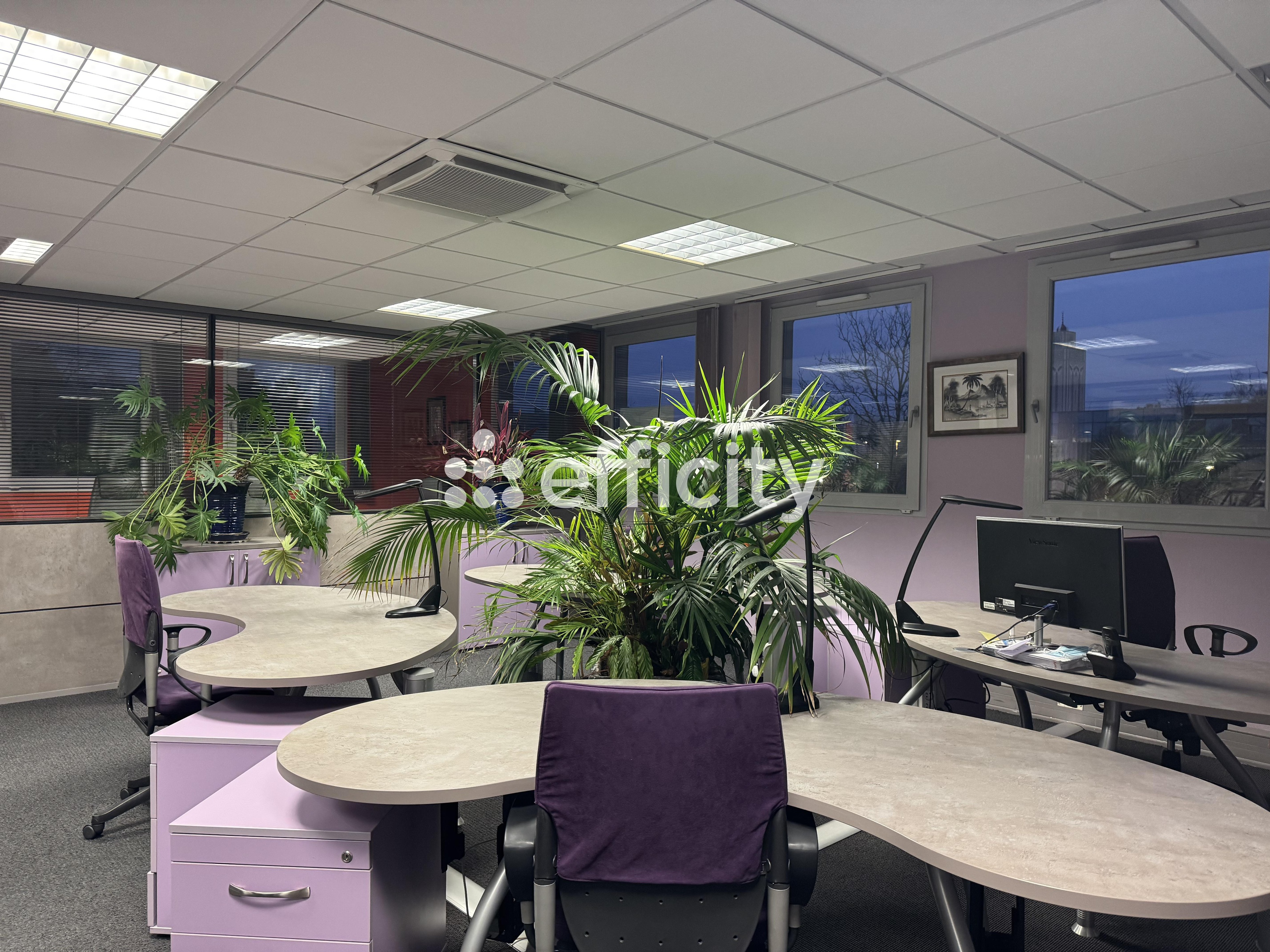 bureau 6 pièces - 140m2 à Évry-Courcouronnes (91080)