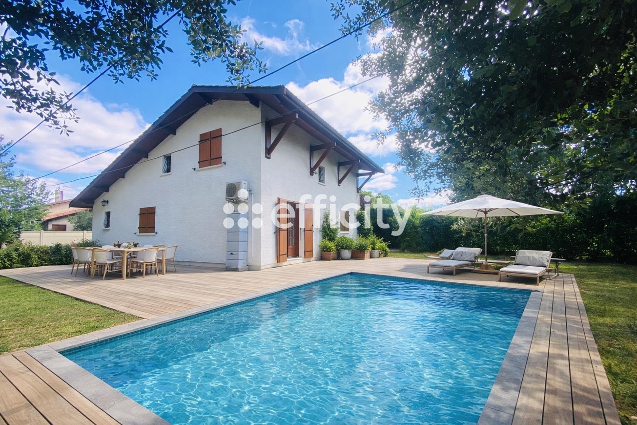 Achat immobilier Maison 6 pièces  140m2 à Villenave-d'Ornon (33140) - Photo n°1