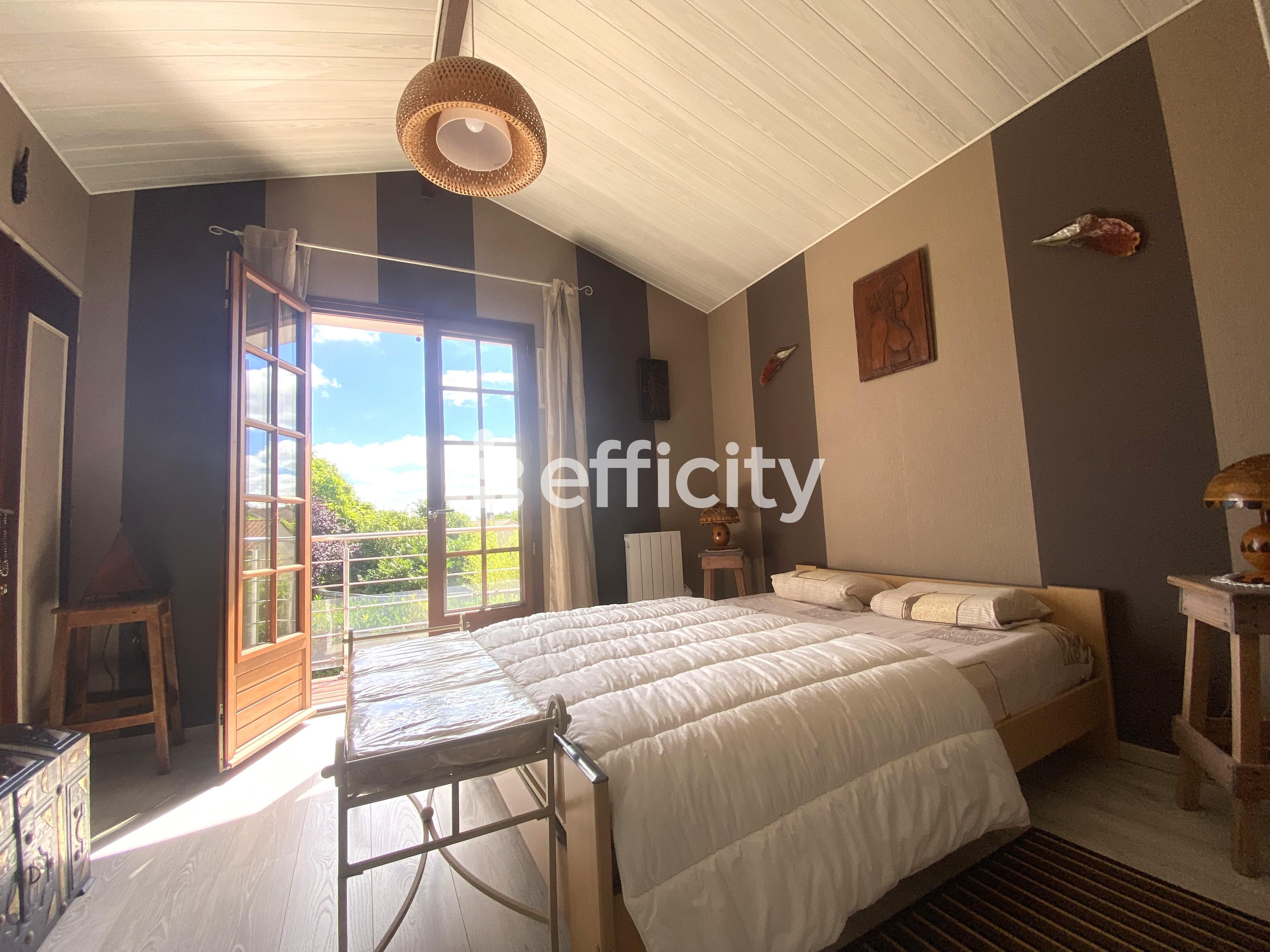 Achat immobilier Maison 6 pièces  140m2 à Villenave-d'Ornon (33140) - Photo n°16