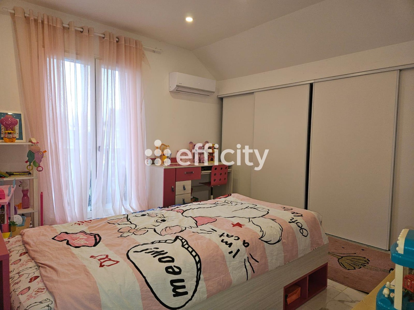 Achat immobilier Maison 8 pièces  145m2 à Reignier-Esery (74930) - Photo n°10