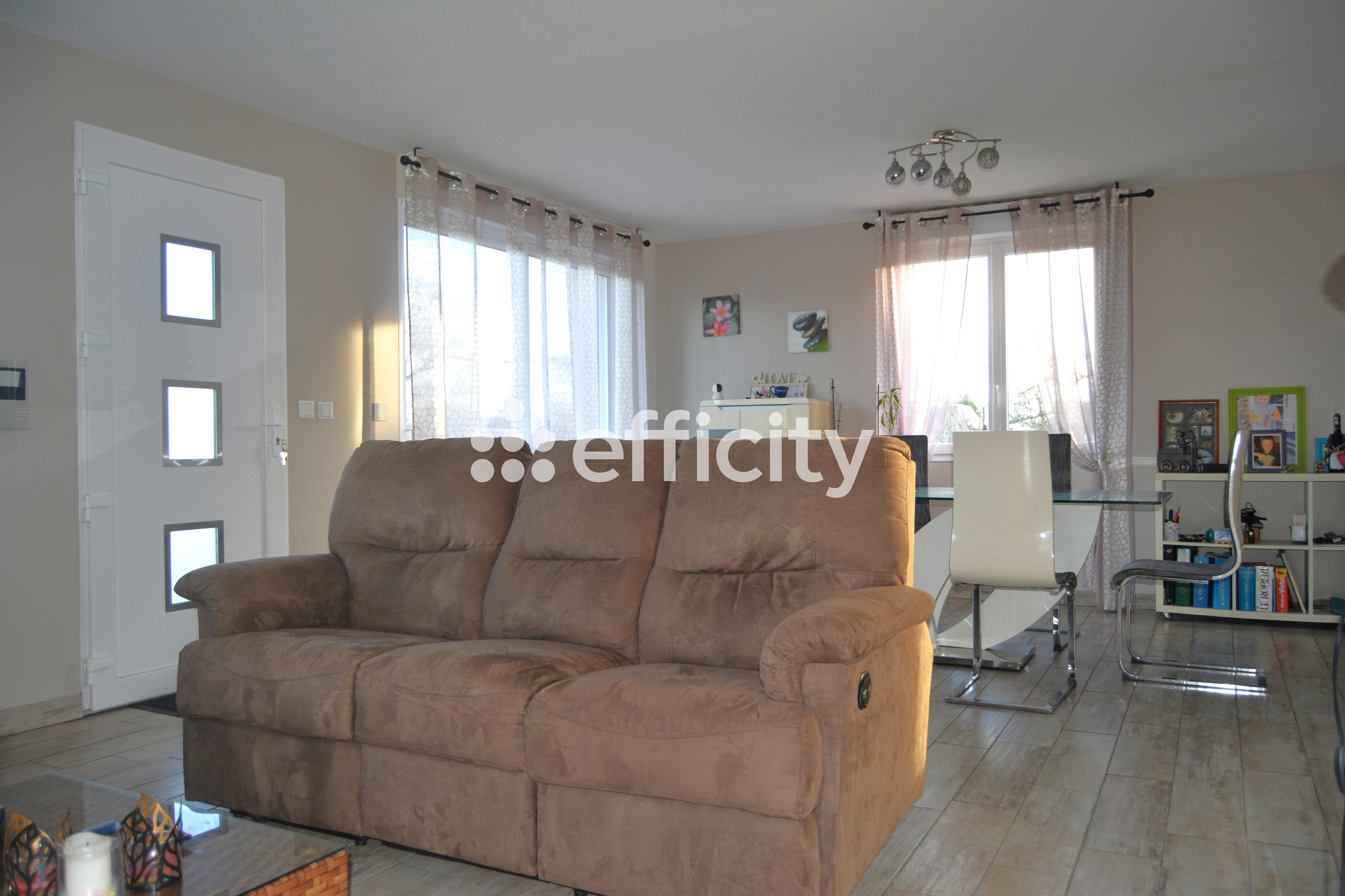 Achat immobilier Maison 7 pièces  195m2 à Saint-Jean-de-Daye (50620) - Photo n°5