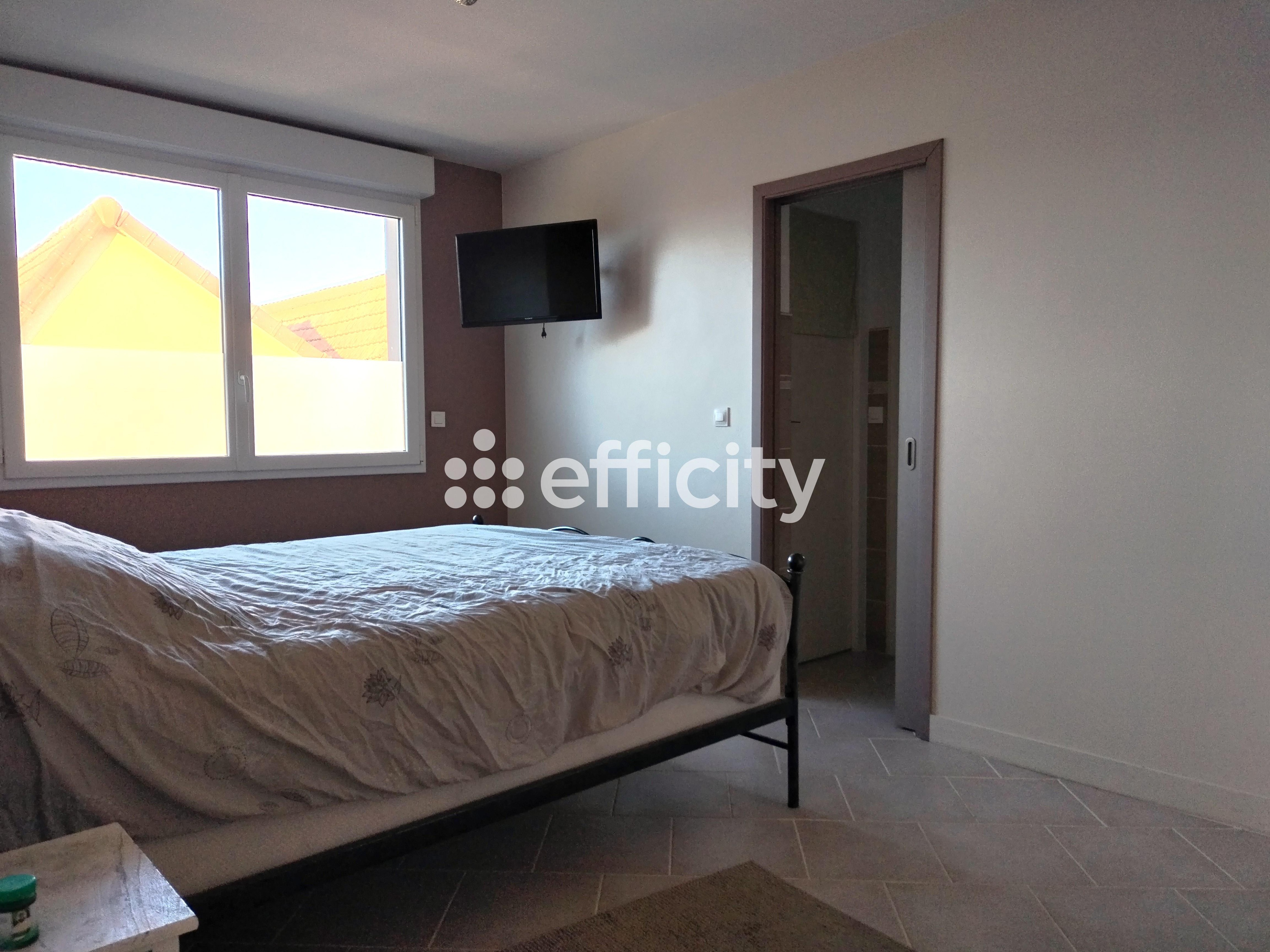 Achat immobilier Maison 7 pièces  195m2 à Saint-Jean-de-Daye (50620) - Photo n°6