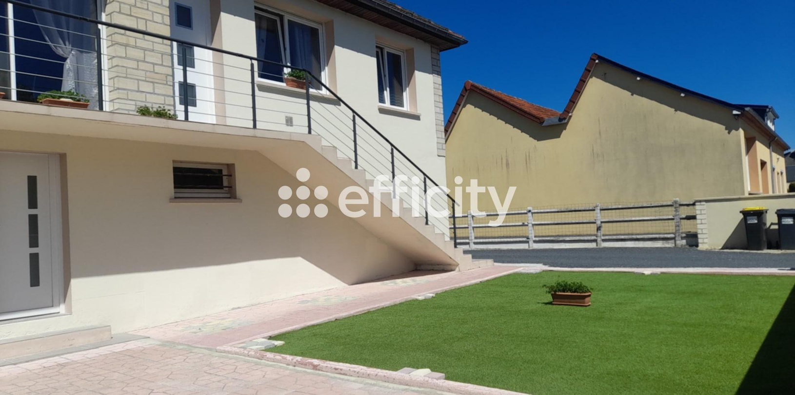 Achat immobilier Maison 7 pièces  195m2 à Saint-Jean-de-Daye (50620) - Photo n°1