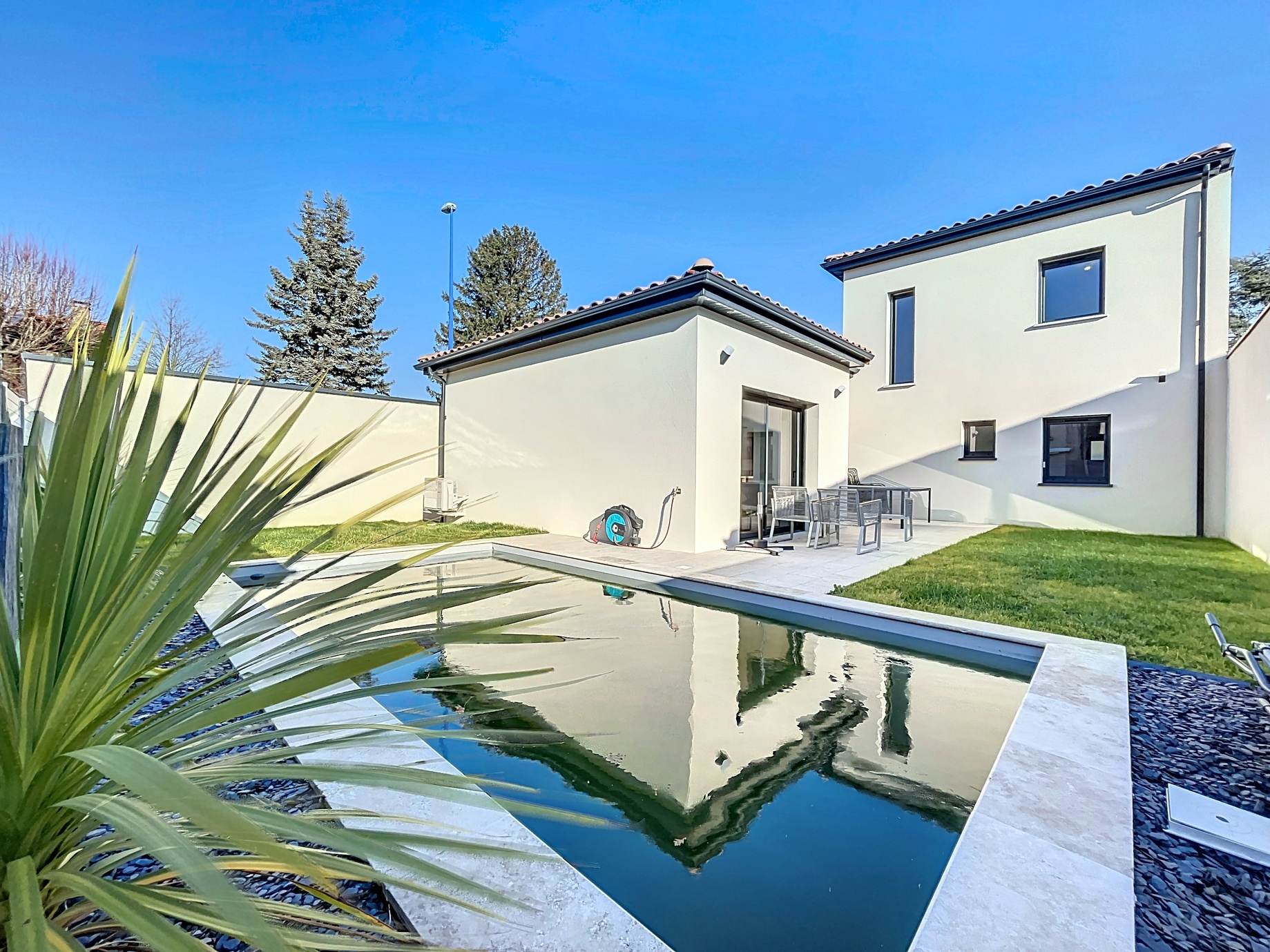 maison 5 pièces - 119m2 à Bourg-lès-Valence (26500)