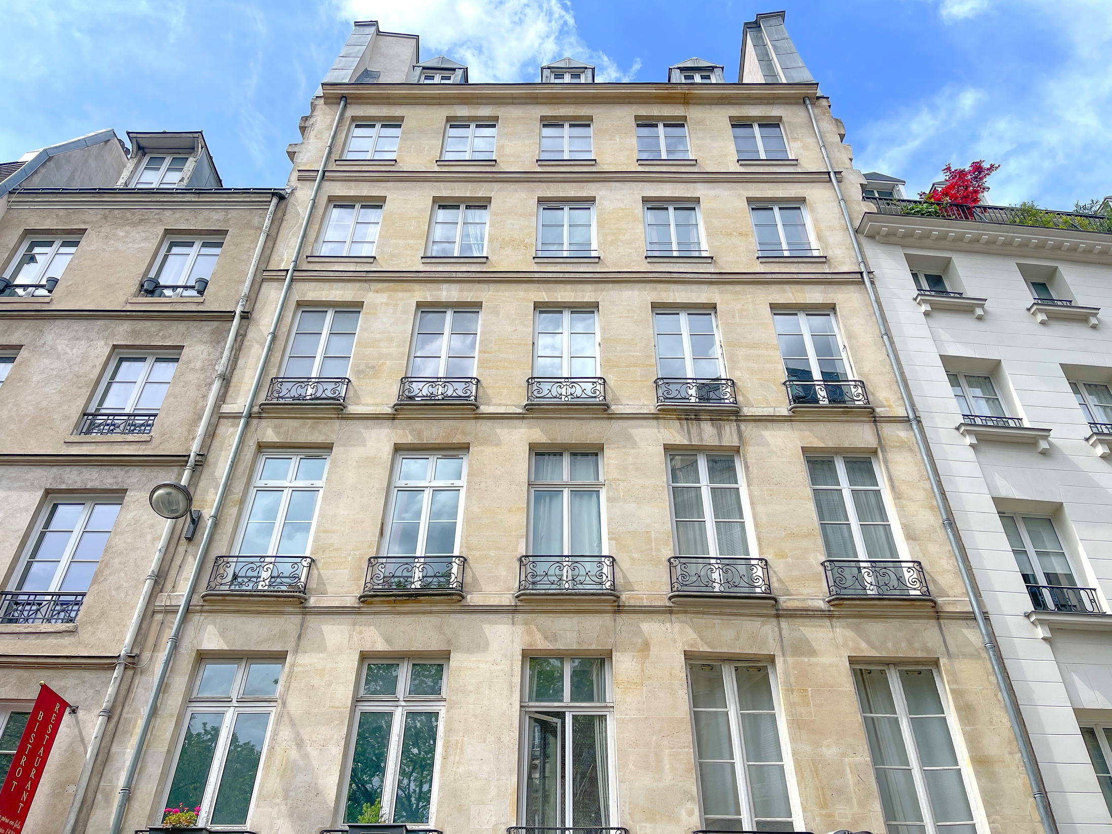 appartement 3 pièces - 50m2 à Paris (75001)