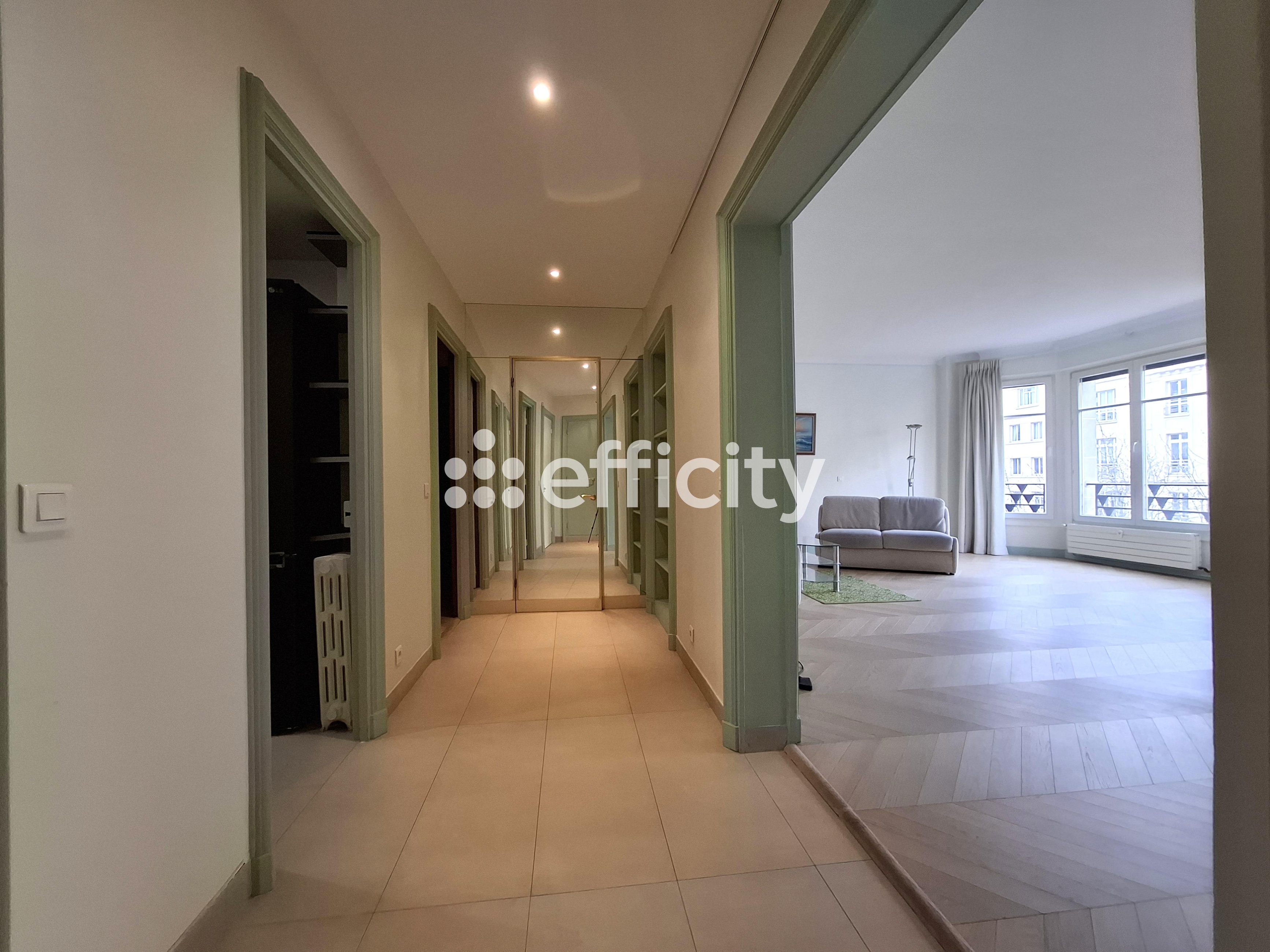 Achat immobilier Appartement 2 pièces  80m2 à Paris (75008) - Photo n°4