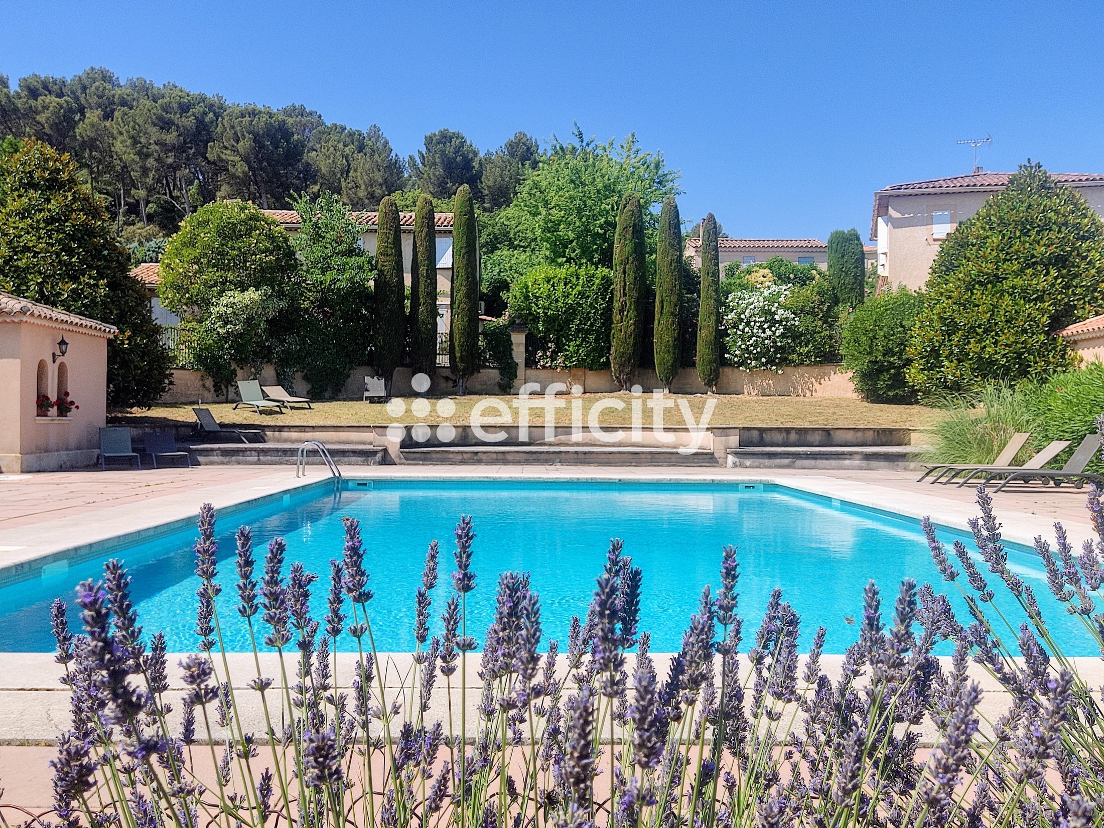 maison 5 pièces - 142m2 à Aix-en-Provence (13090)