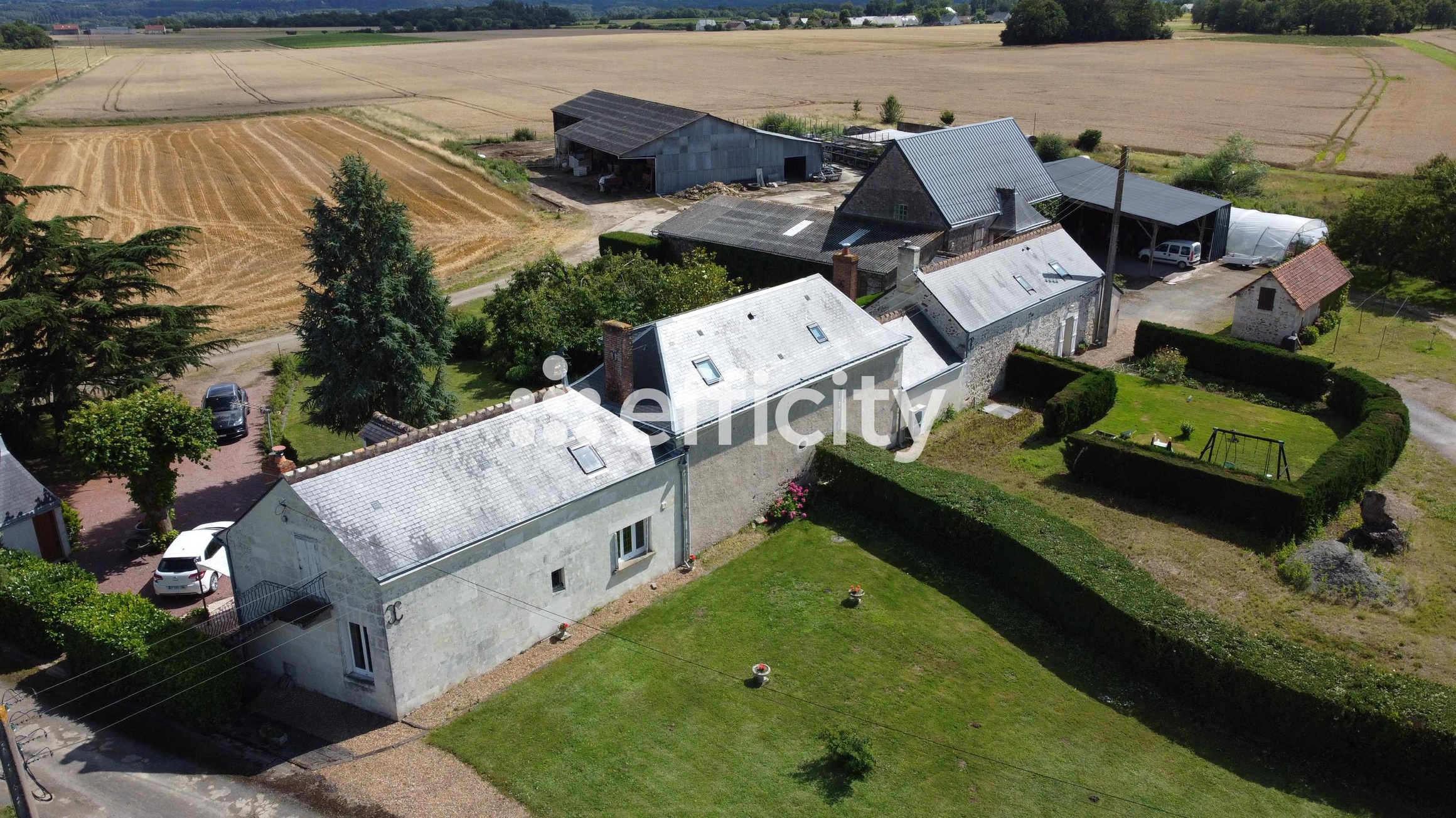 Achat immobilier Maison 11 pièces  252m2 à Cinq-Mars-la-Pile (37130) - Photo n°4