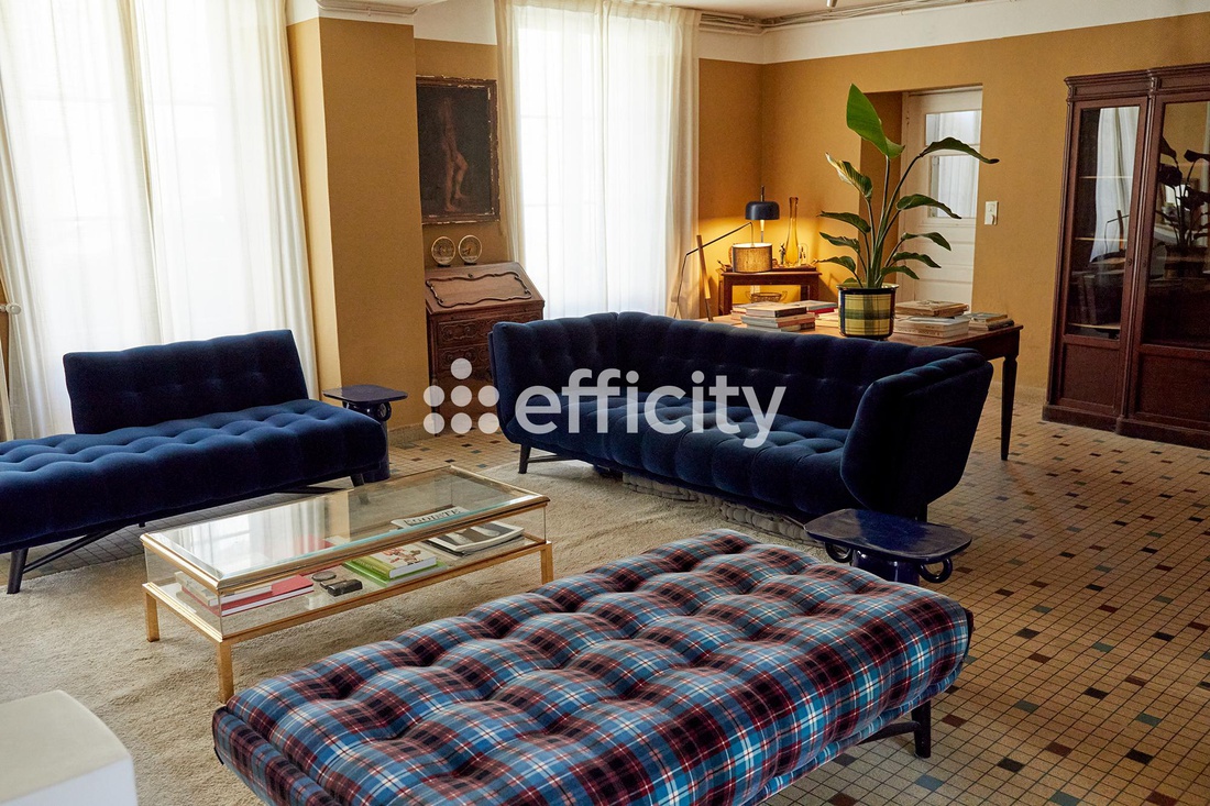 maison 10 pièces - 270m2 à Sées (61500)
