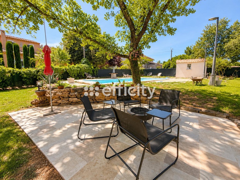 maison 6 pièces - 153,0m2 à Saint-Maximin-la-Sainte-Baume (83470)