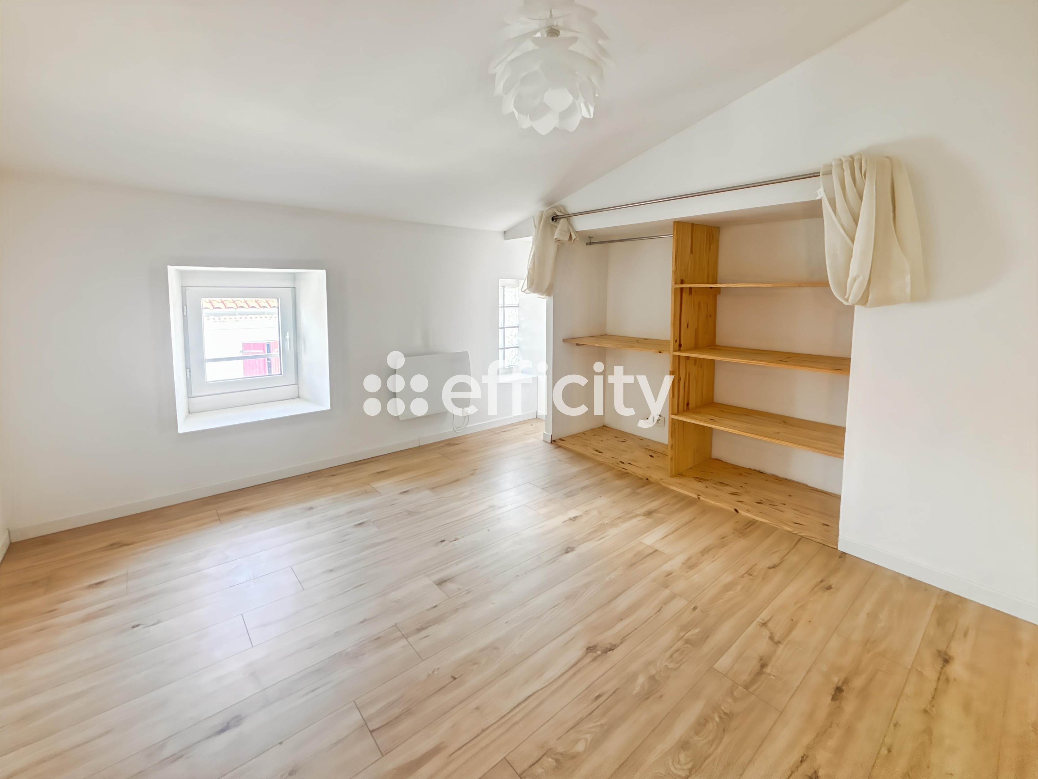 Achat immobilier Immeuble 8 pièces  185m2 à Brizambourg (17770) - Photo n°5