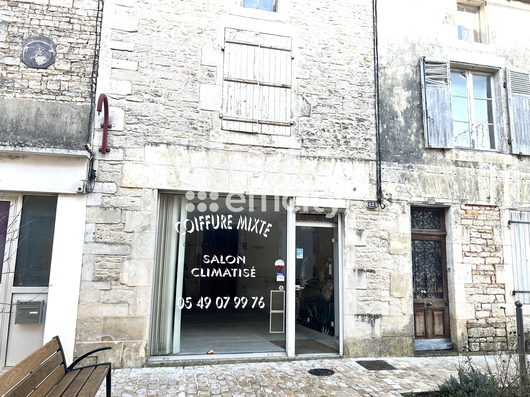 immeuble 4 pièces - 170,0m2 à Sauzé-Vaussais (79190)