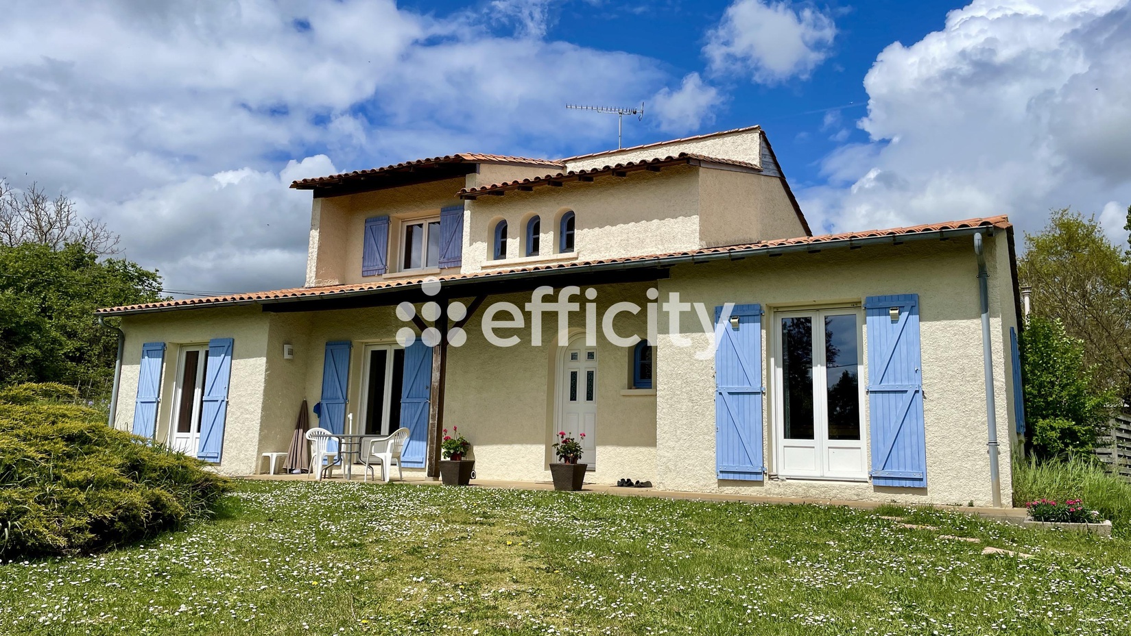 maison 6 pièces - 152m2 à Civray (86400)