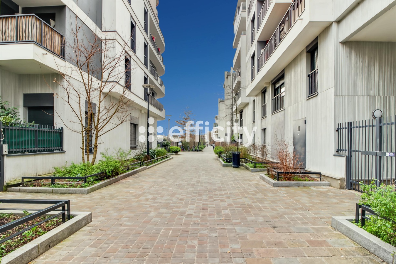 appartement 4 pièces - 76m2 à Bois-Colombes (92270)