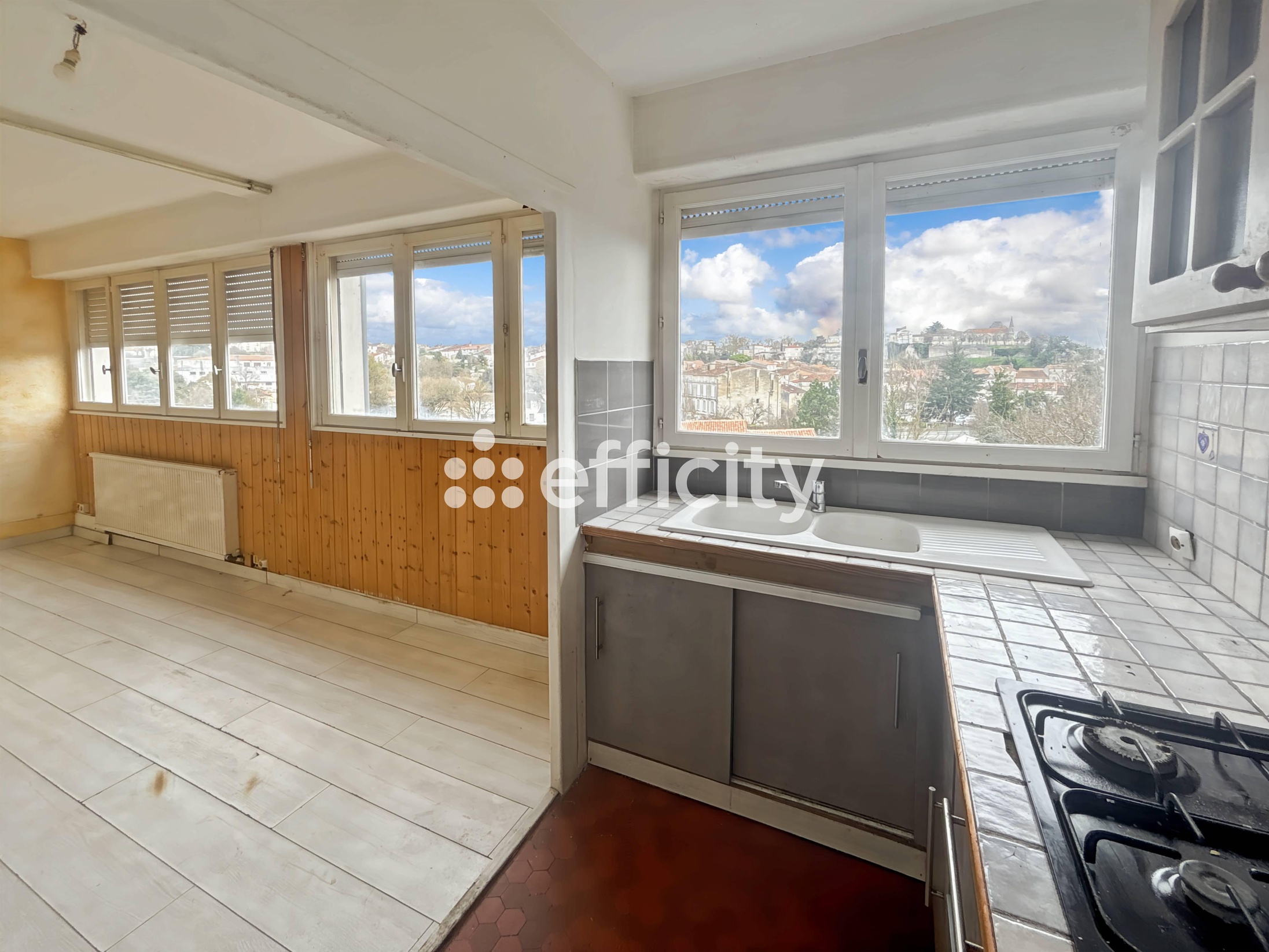 appartement 1 pièces - 31m2 à Saintes (17100)