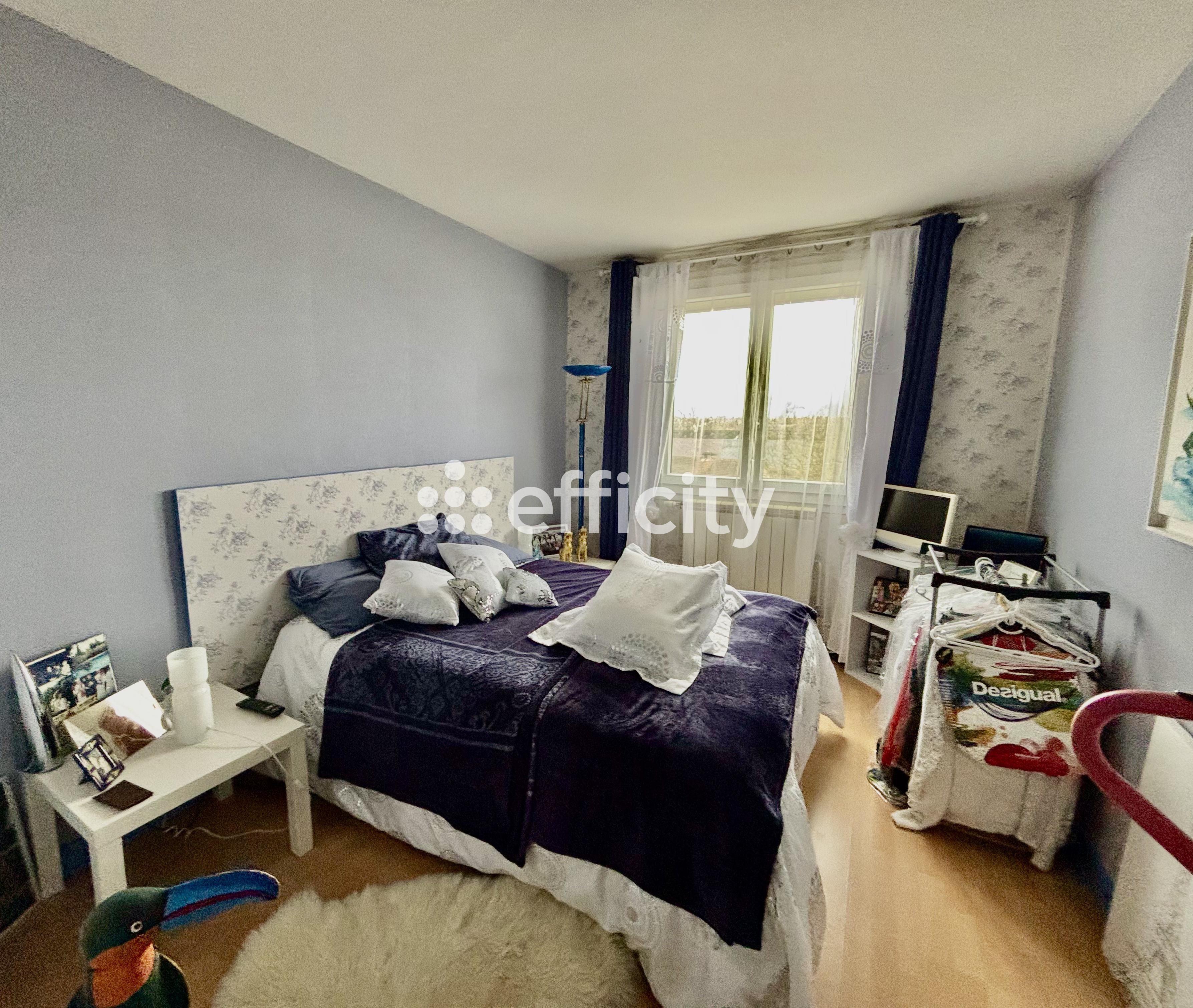 Appartement 4 pièces 80 m² · à Bourges · 80 m² · 114 400 €