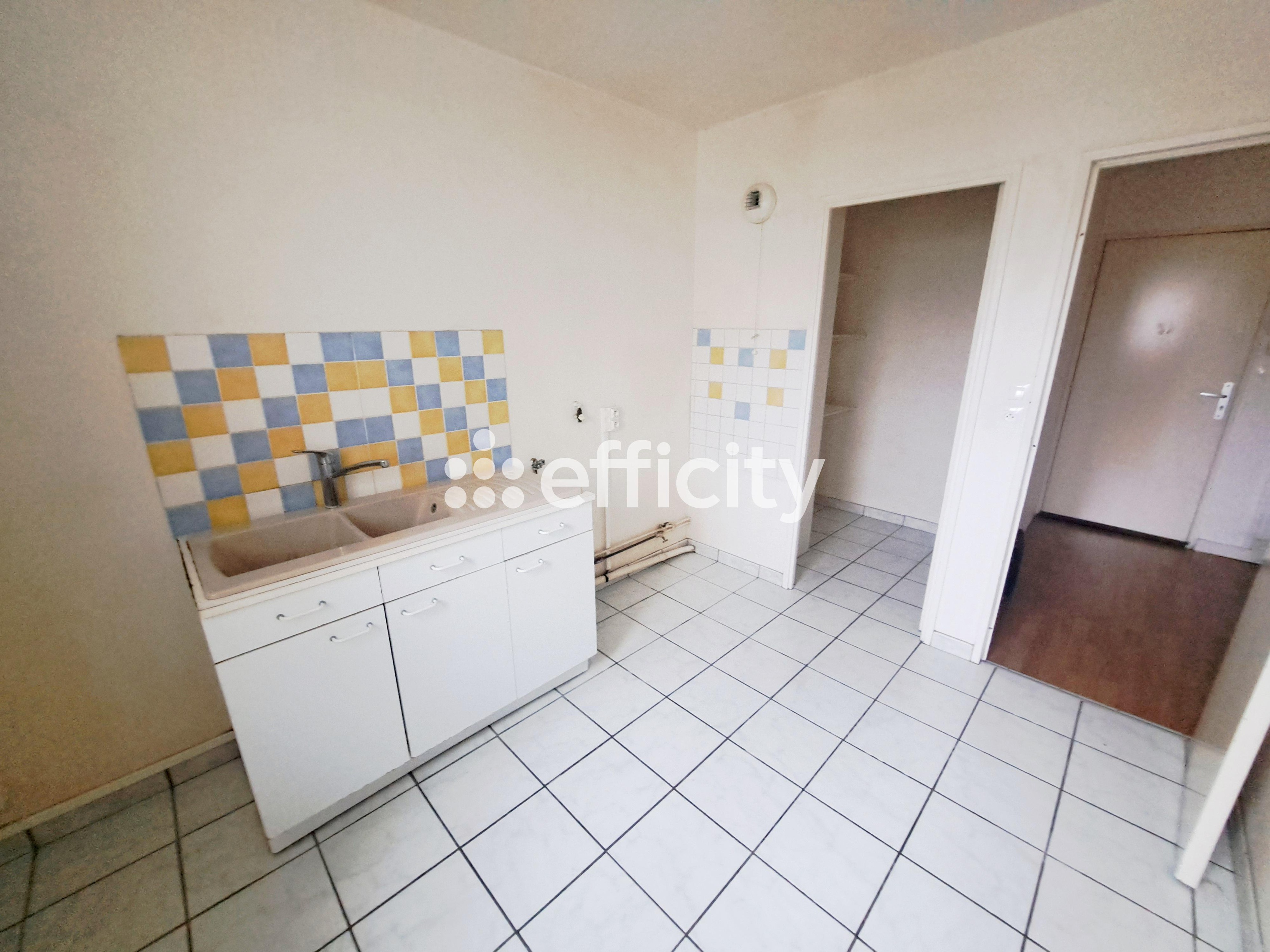 Achat immobilier Appartement 2 pièces  45m2 à Saint-Pierre-des-Corps (37700) - Photo n°6