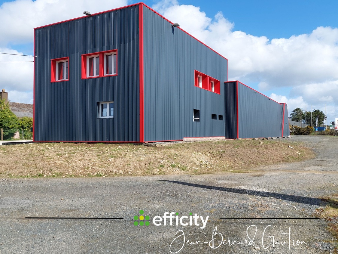 local-commercial 9 pièces - 1366,0m2 à Ploumagoar (22970)