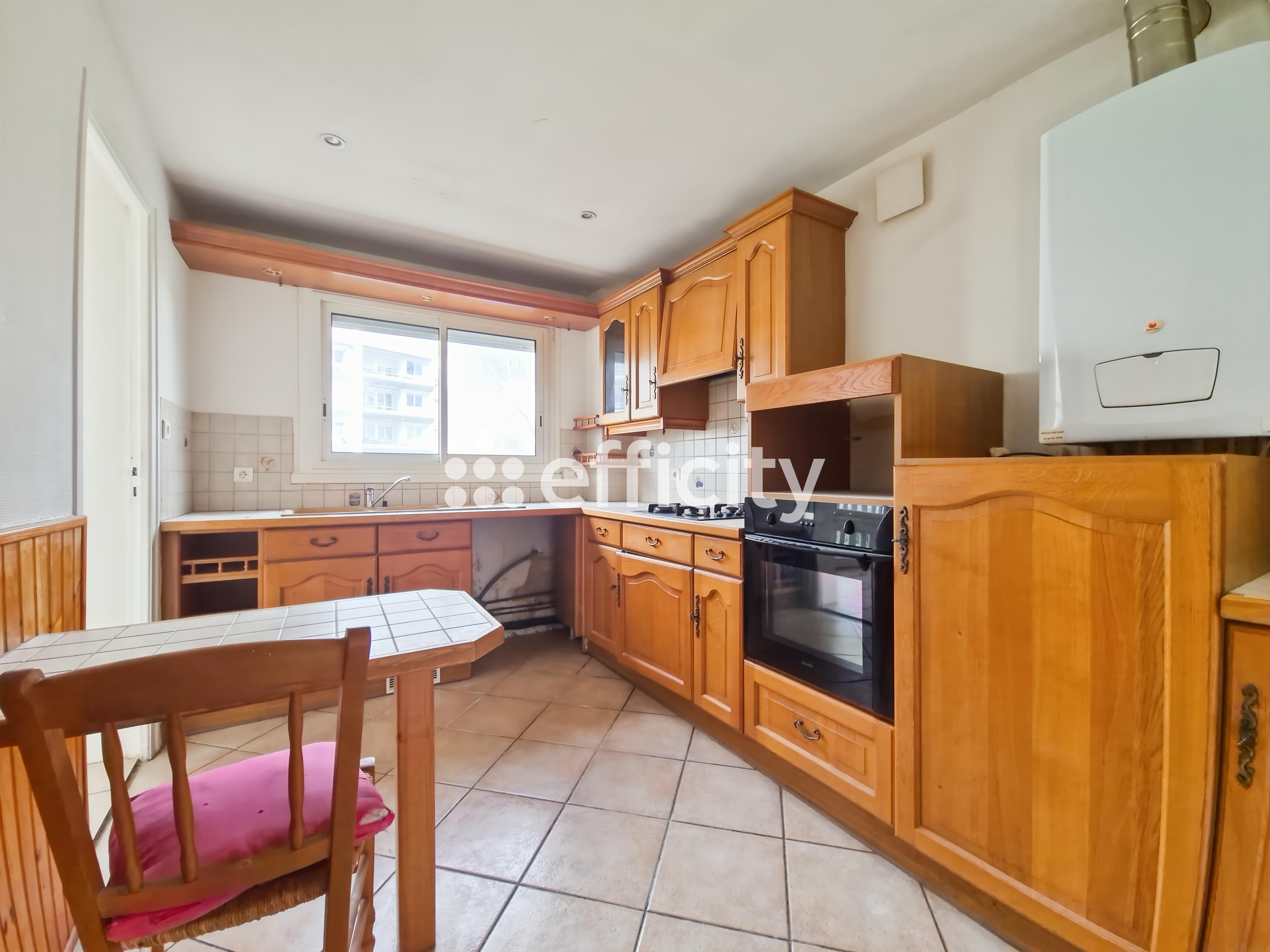Achat immobilier Appartement 5 pièces  87m2 à Rochefort (17300) - Photo n°6