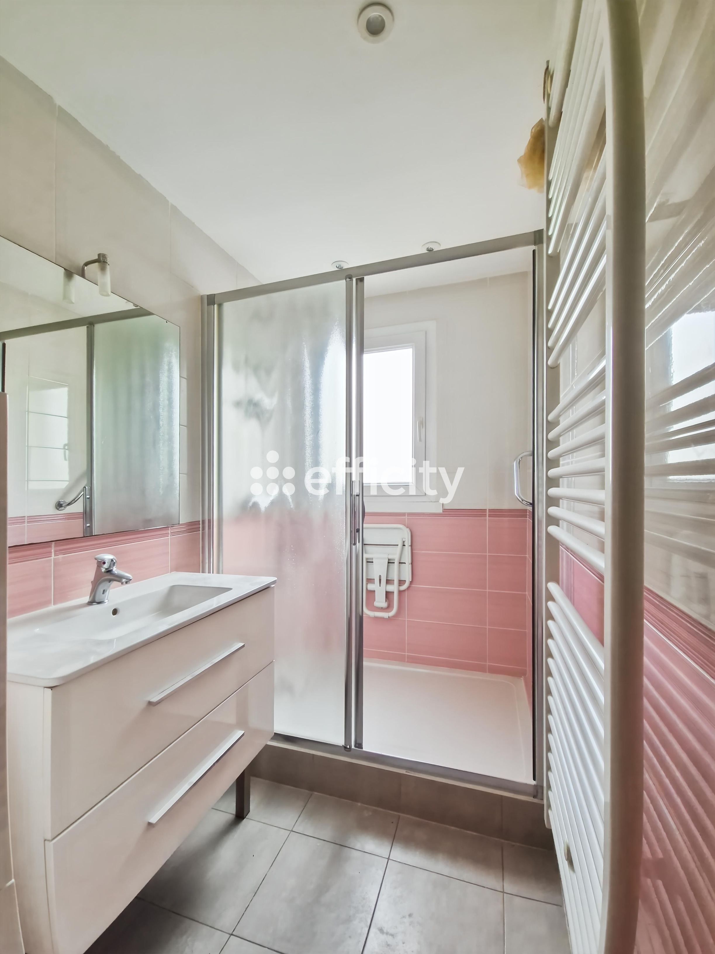 Achat immobilier Appartement 5 pièces  87m2 à Rochefort (17300) - Photo n°7