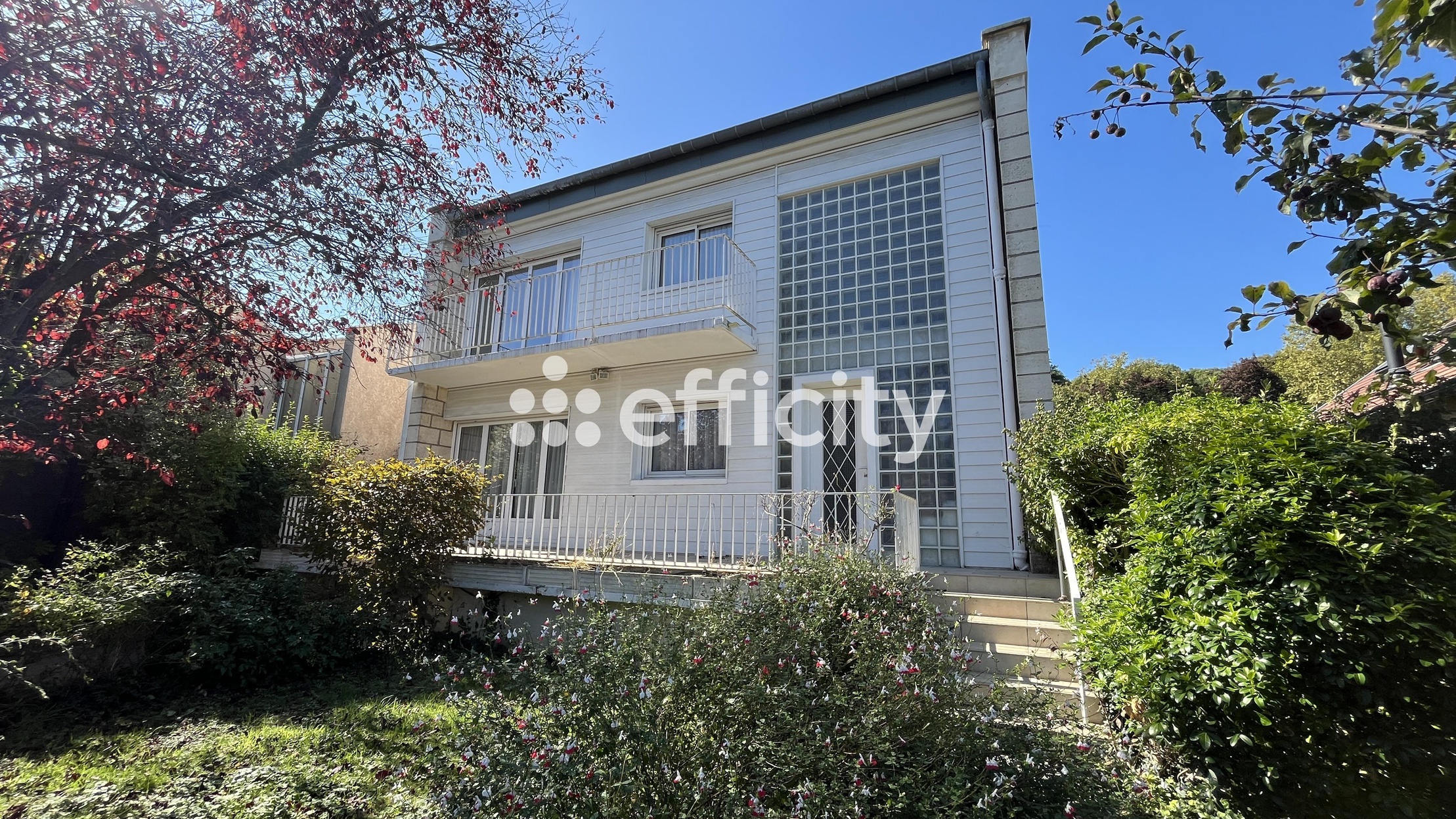 maison 5 pièces - 143m2 à Louveciennes (78430)